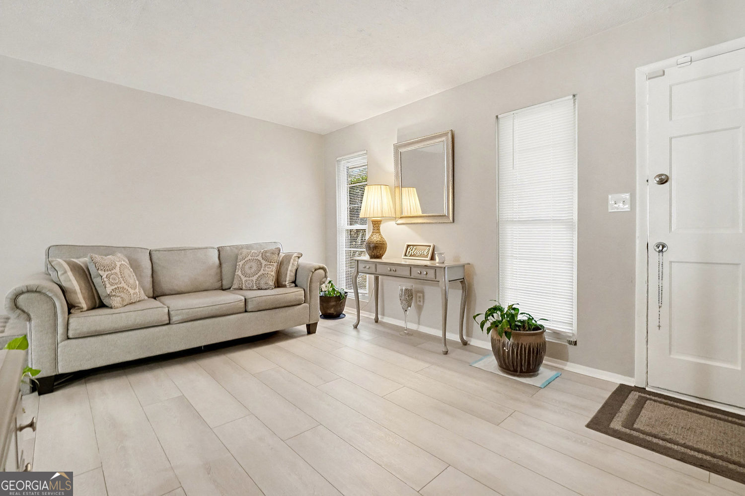 4728 Apache Trail SW