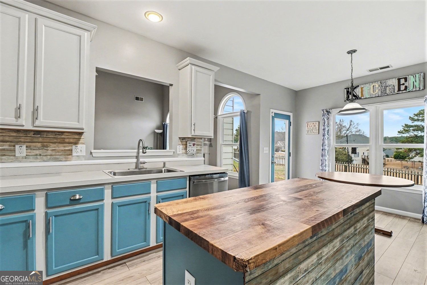 215 Country Club Drive