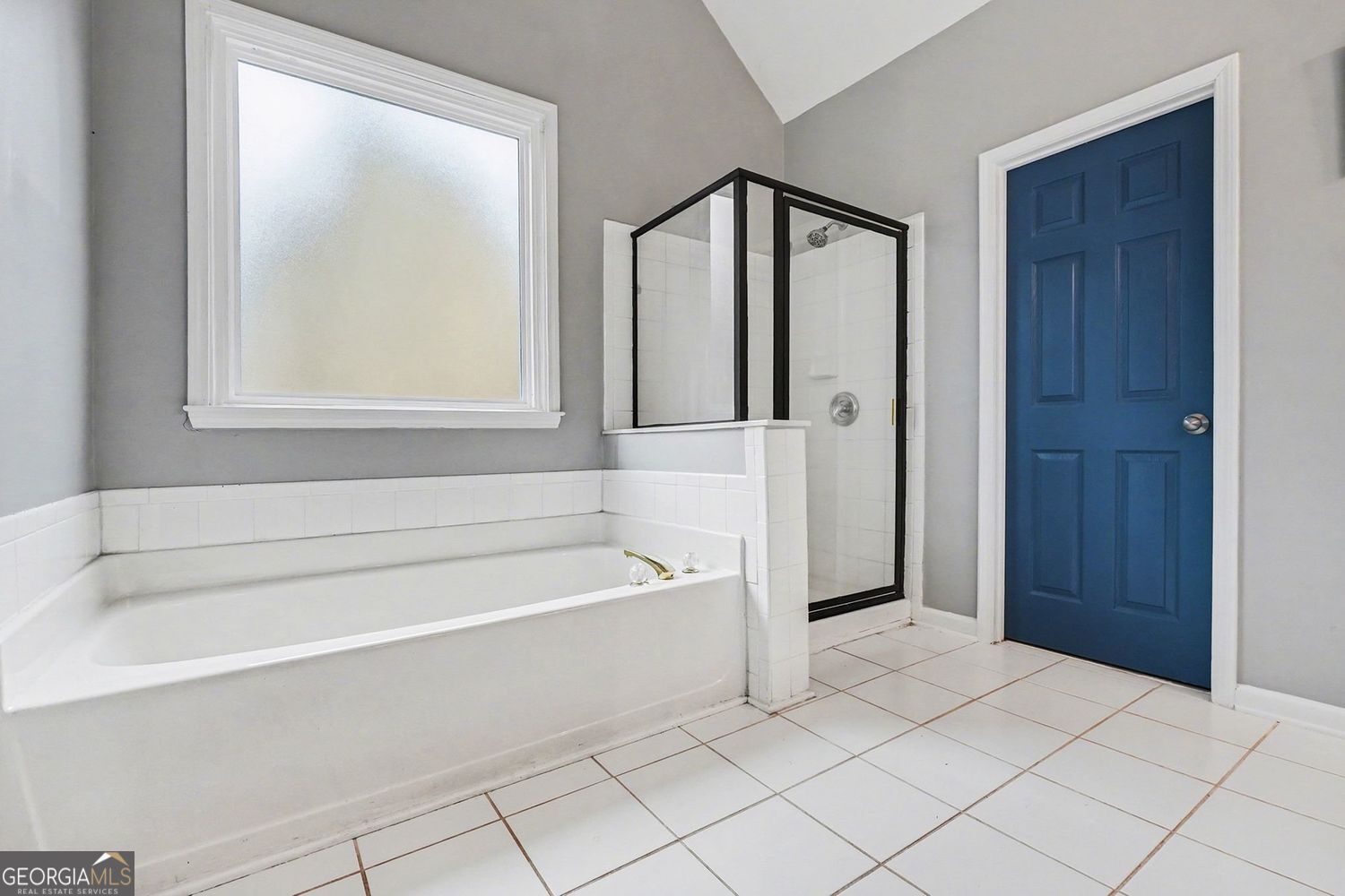 215 Country Club Drive