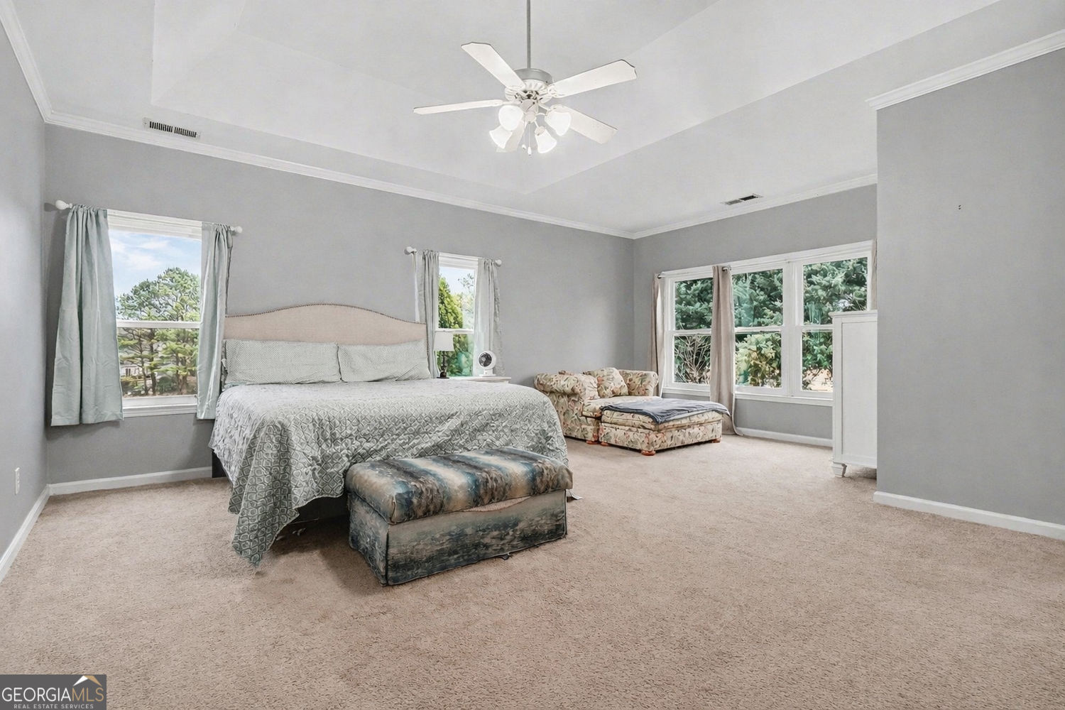 215 Country Club Drive