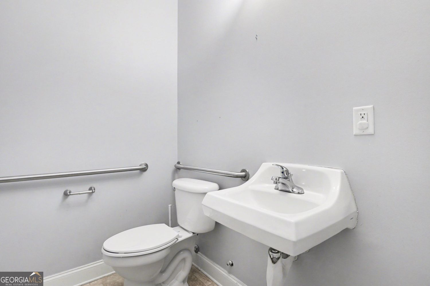 3745 Cherokee Street NW SUITE 203