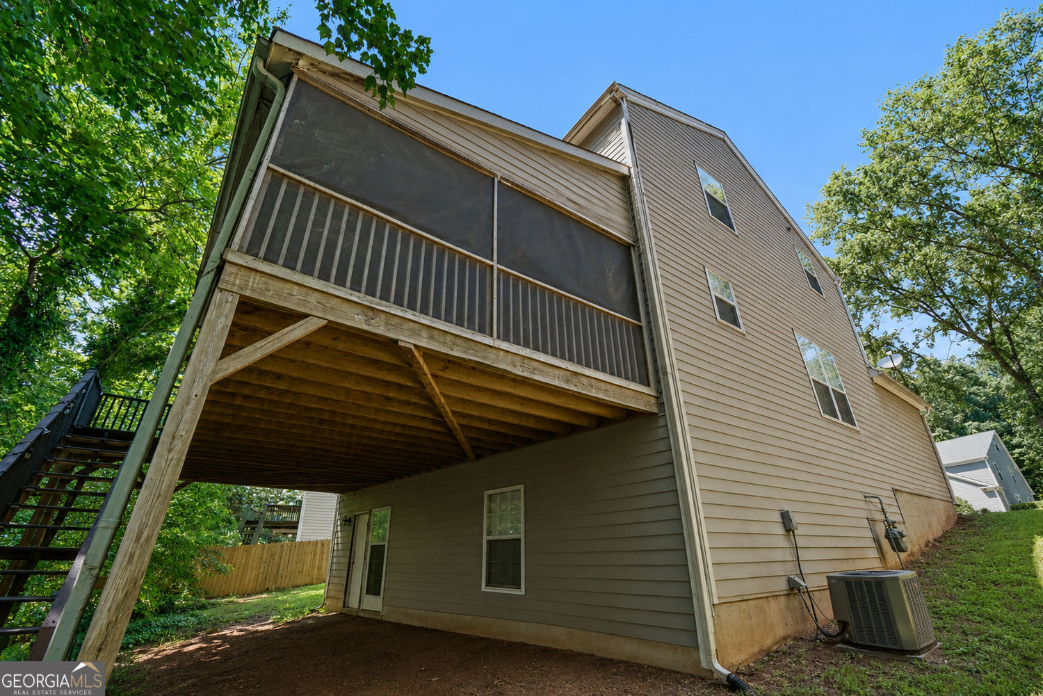 490 Bottesford Drive NW