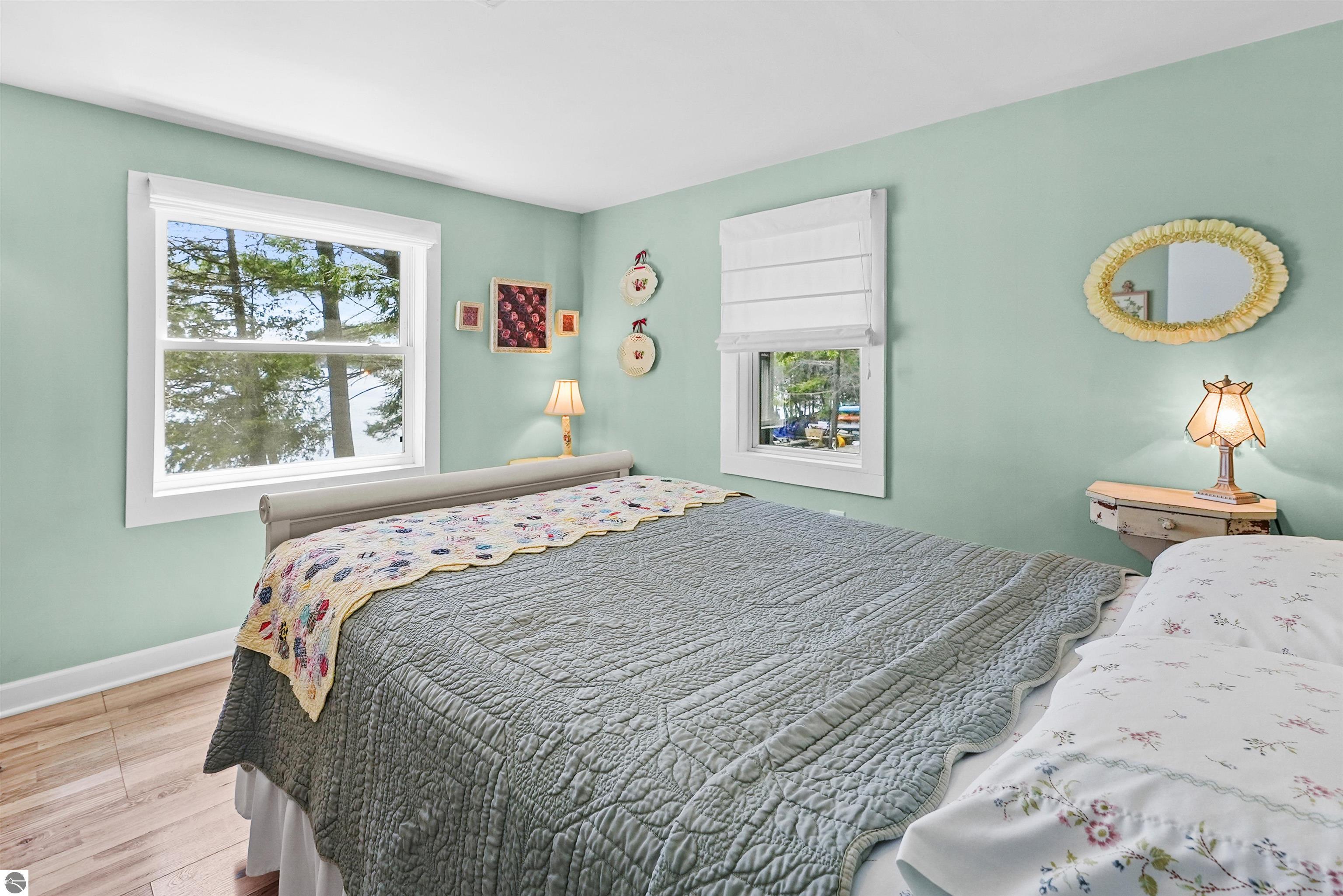 489 Peninsula Trail