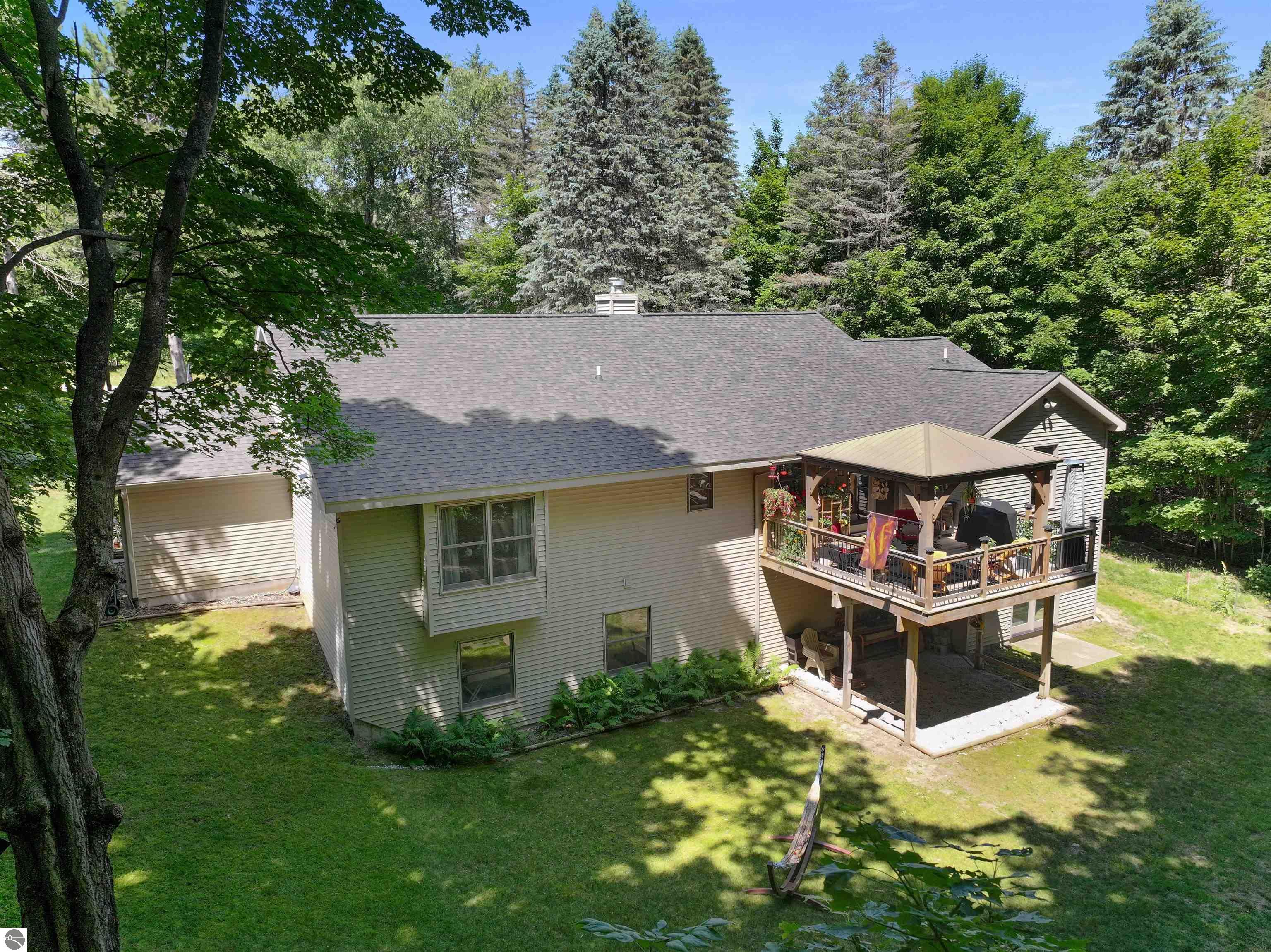 4490 Marykris Lane
