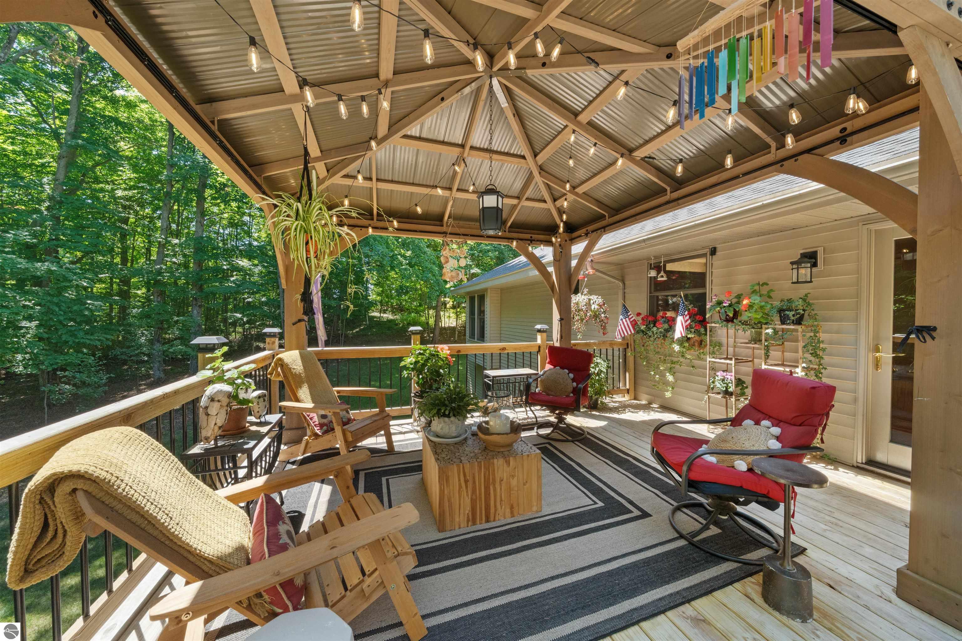 4490 Marykris Lane