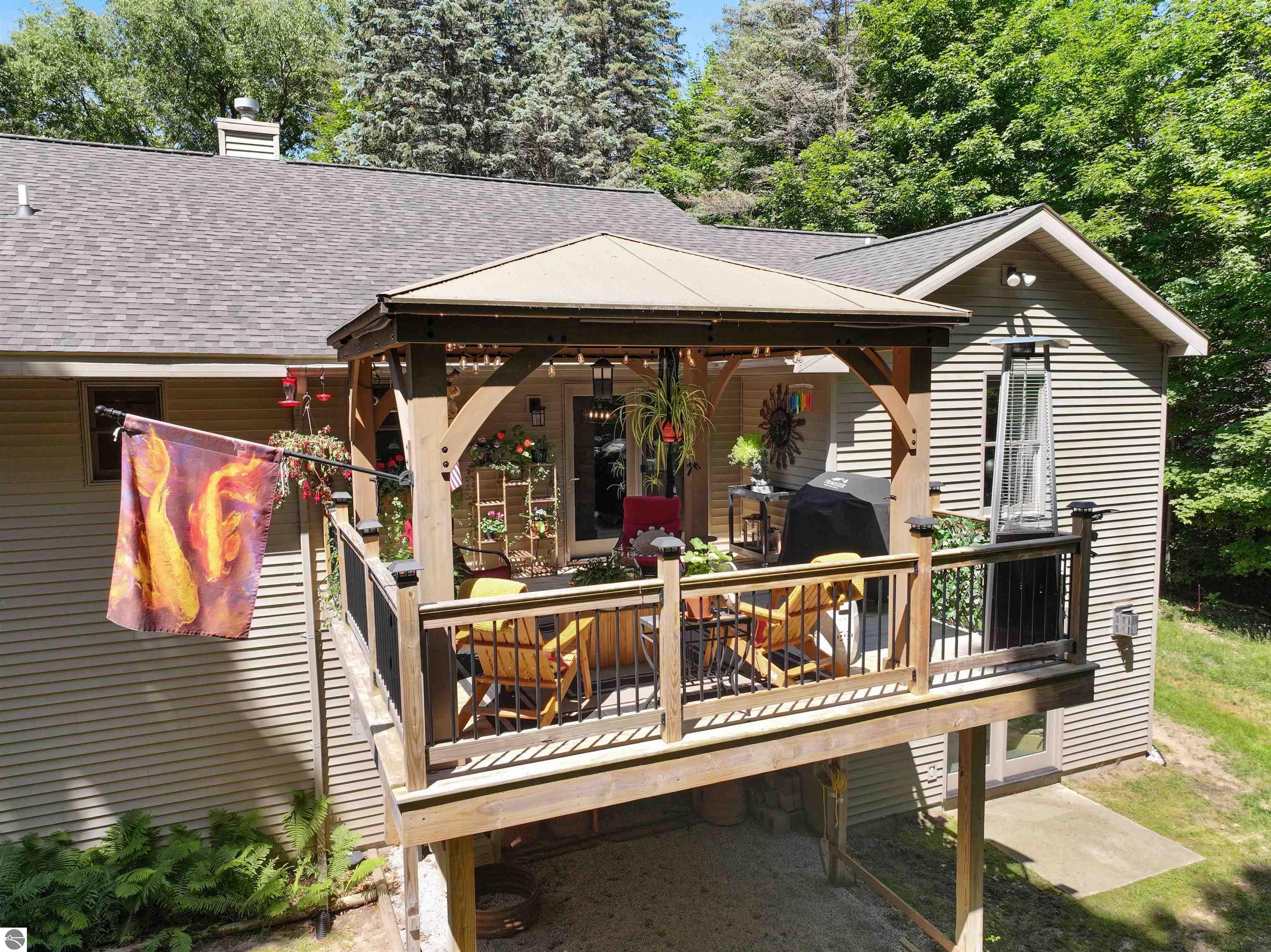 4490 Marykris Lane