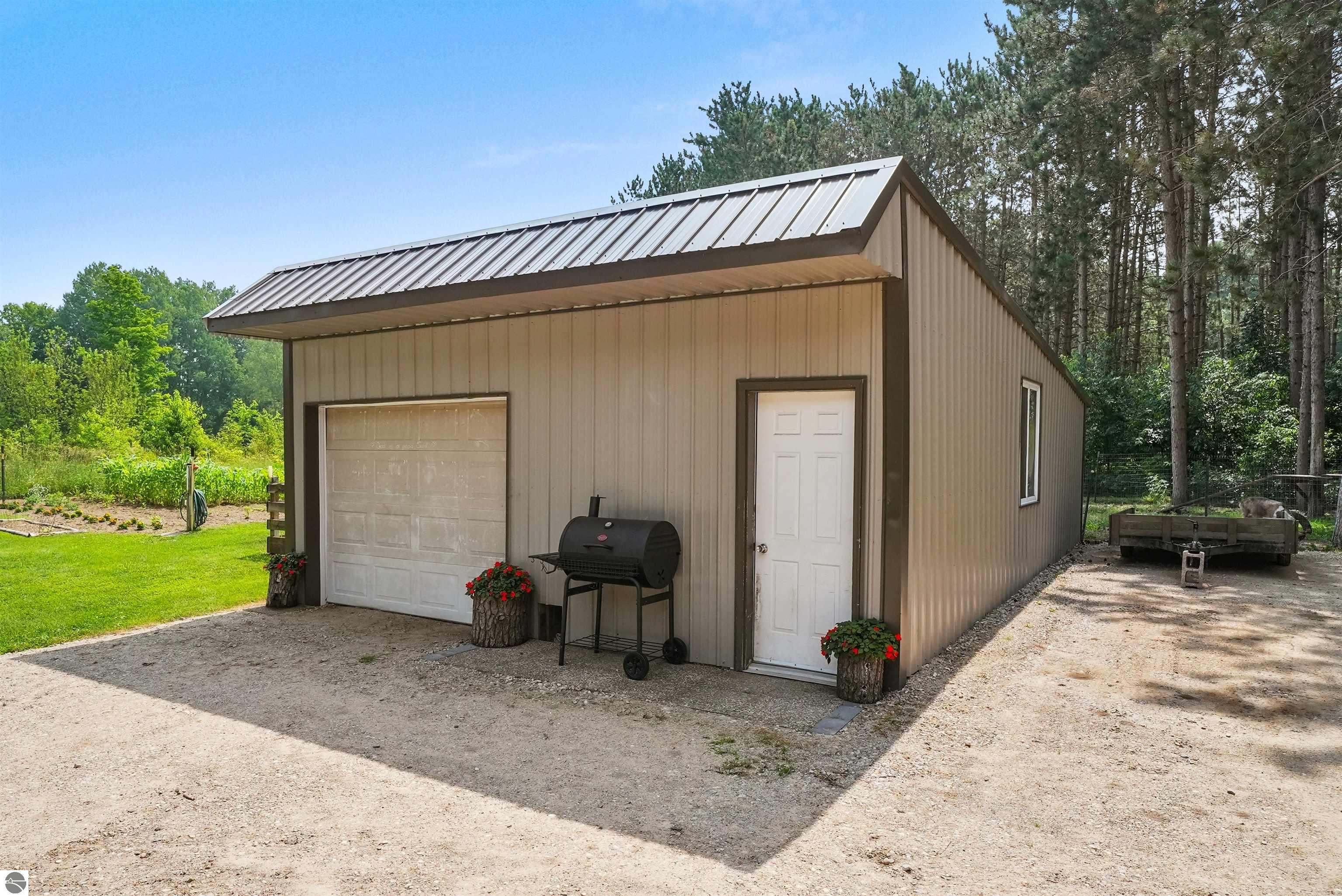 5215 Pierce Road