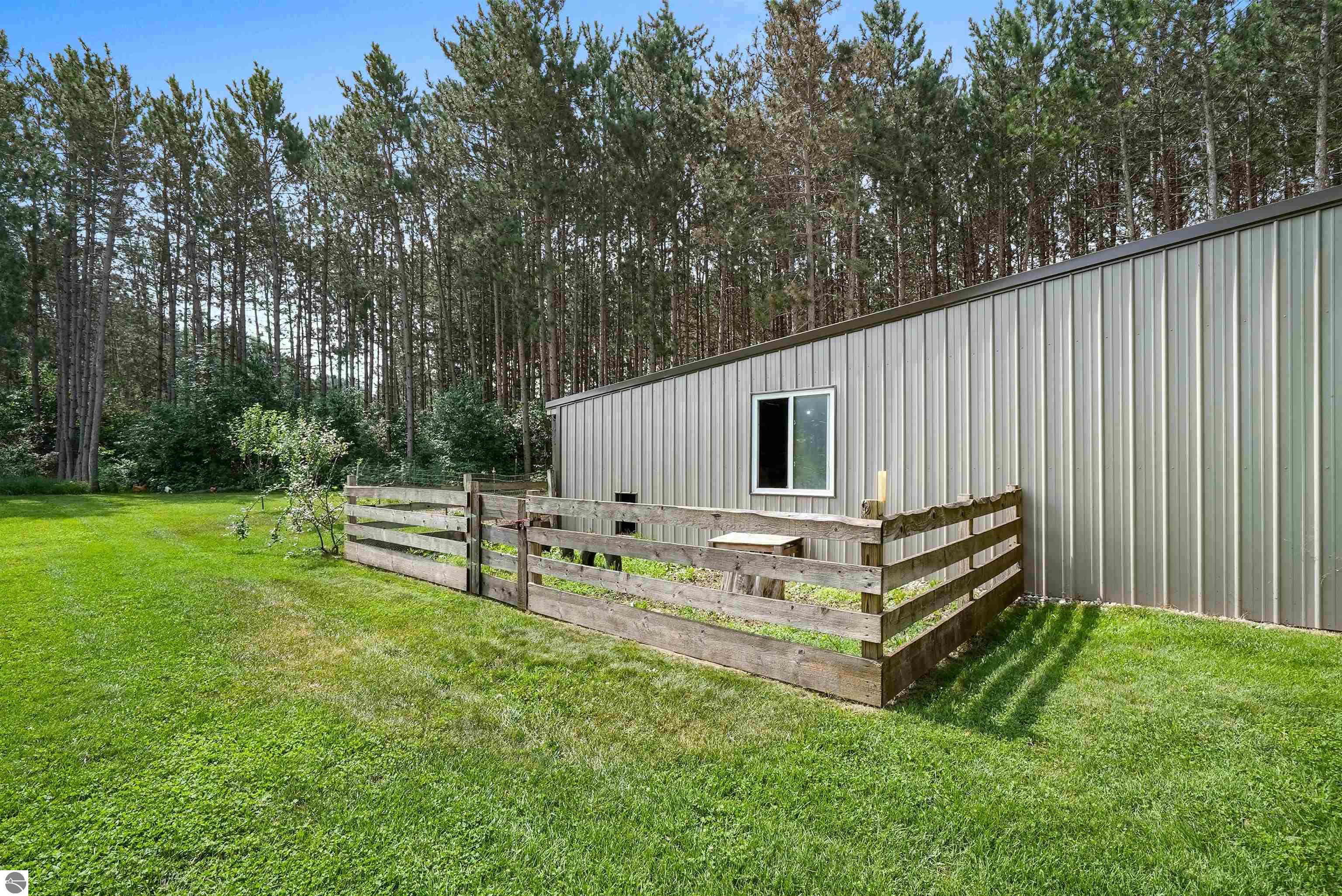 5215 Pierce Road