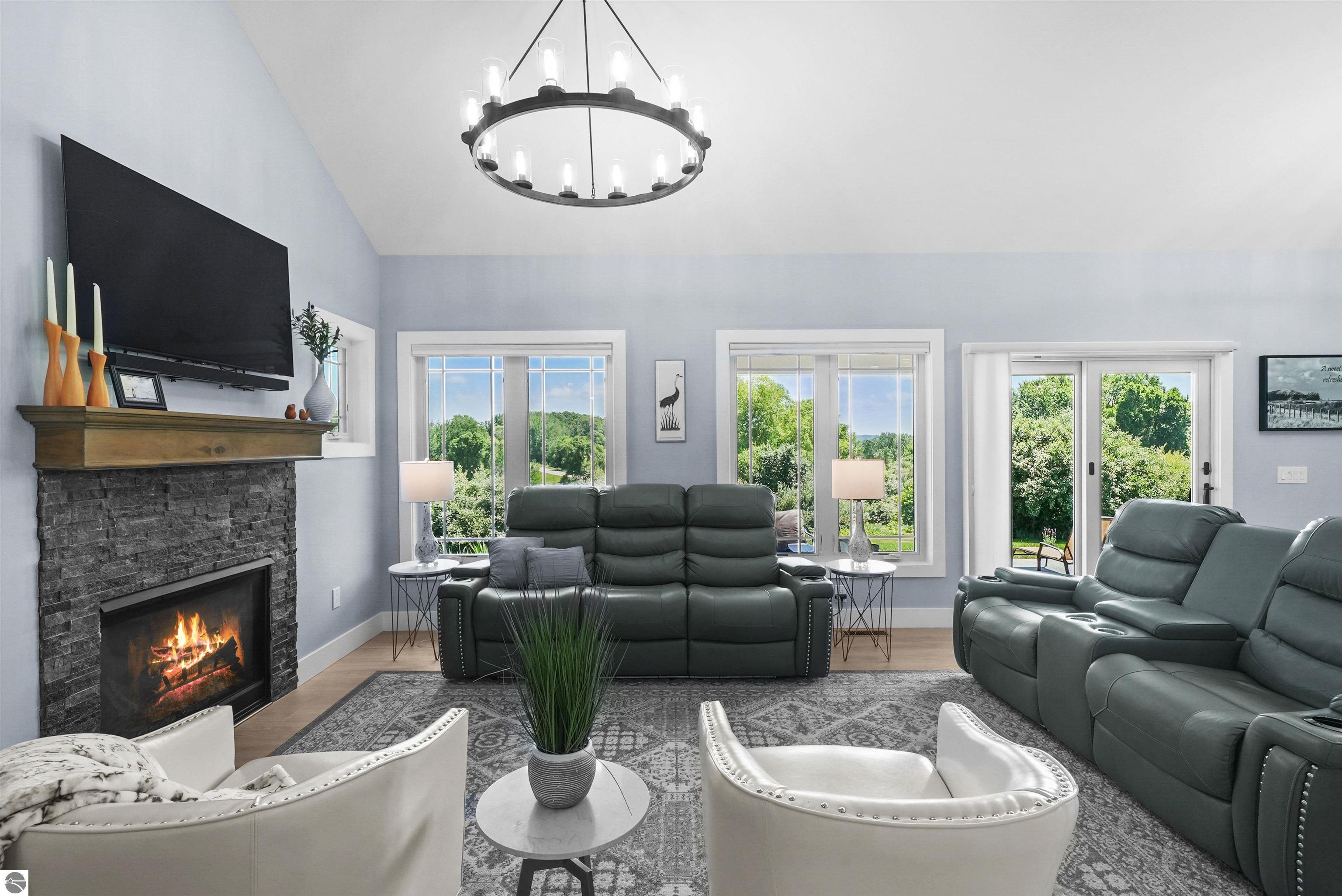 7086 Wolverine View Drive