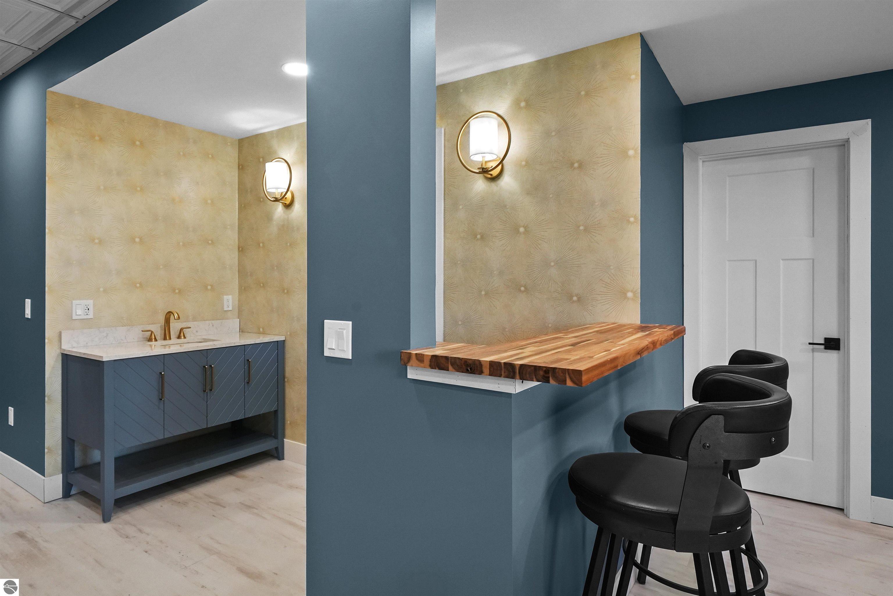 7086 Wolverine View Drive