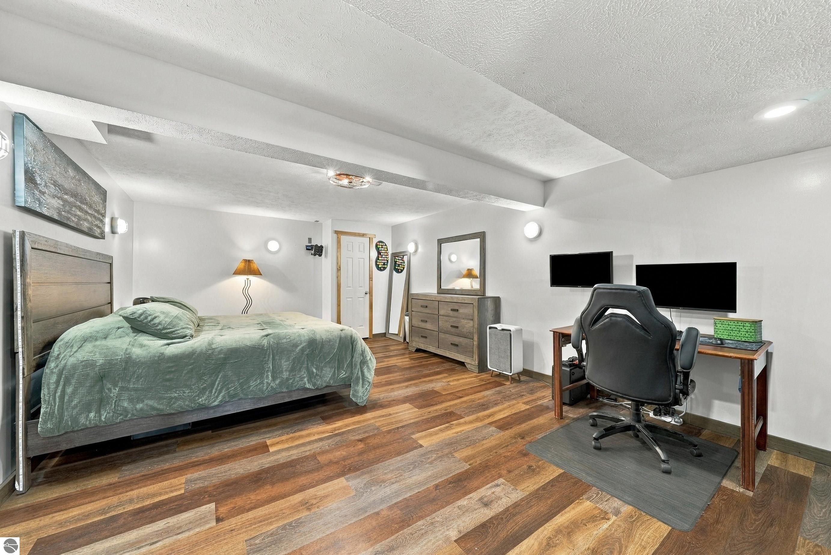 3175 Veterans Drive