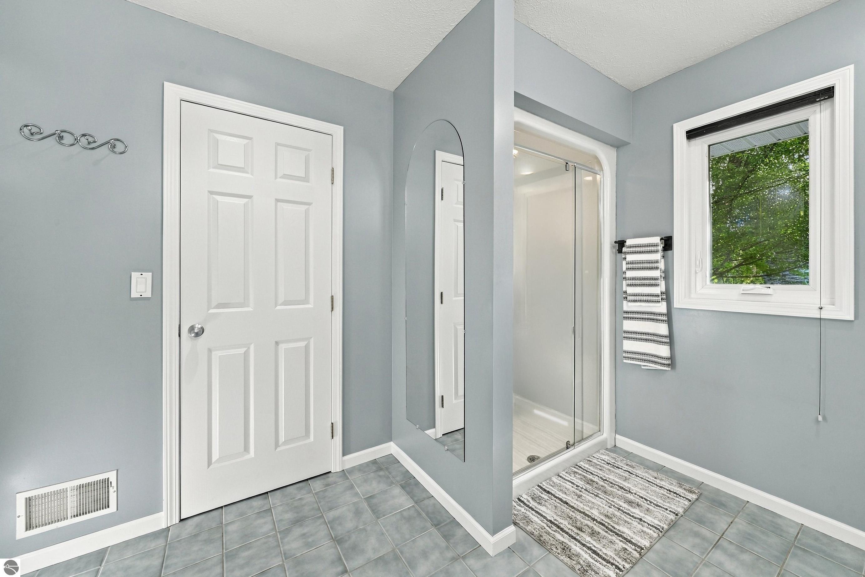 3175 Veterans Drive