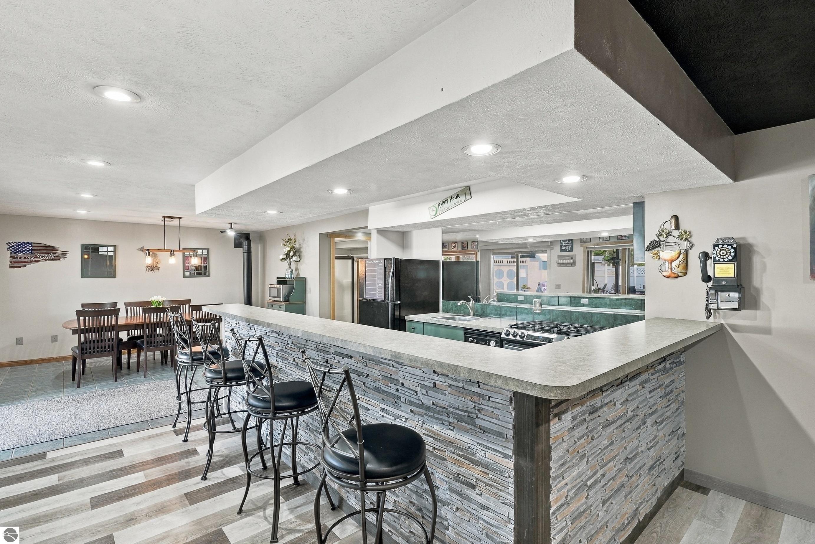 3175 Veterans Drive