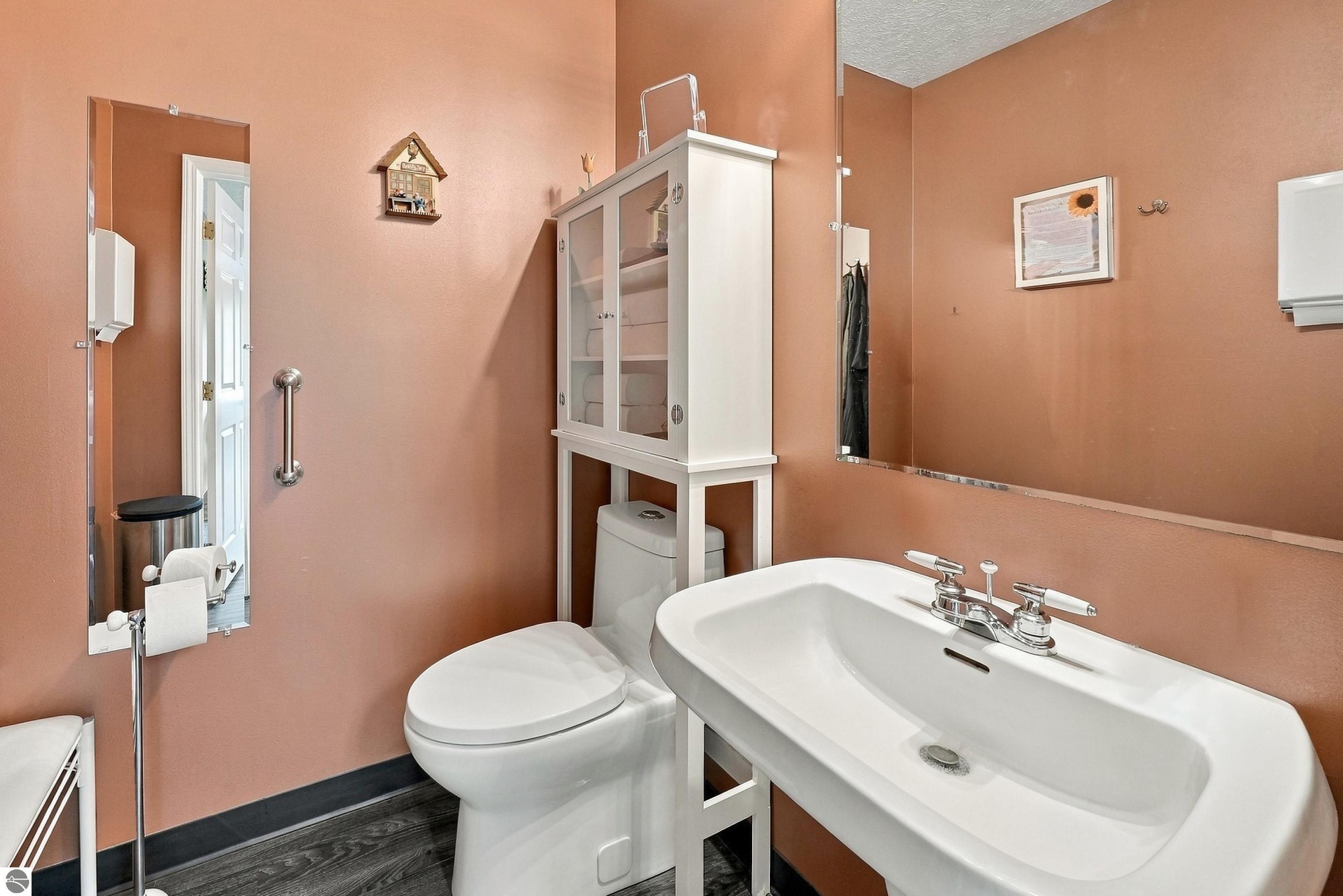 3175 Veterans Drive