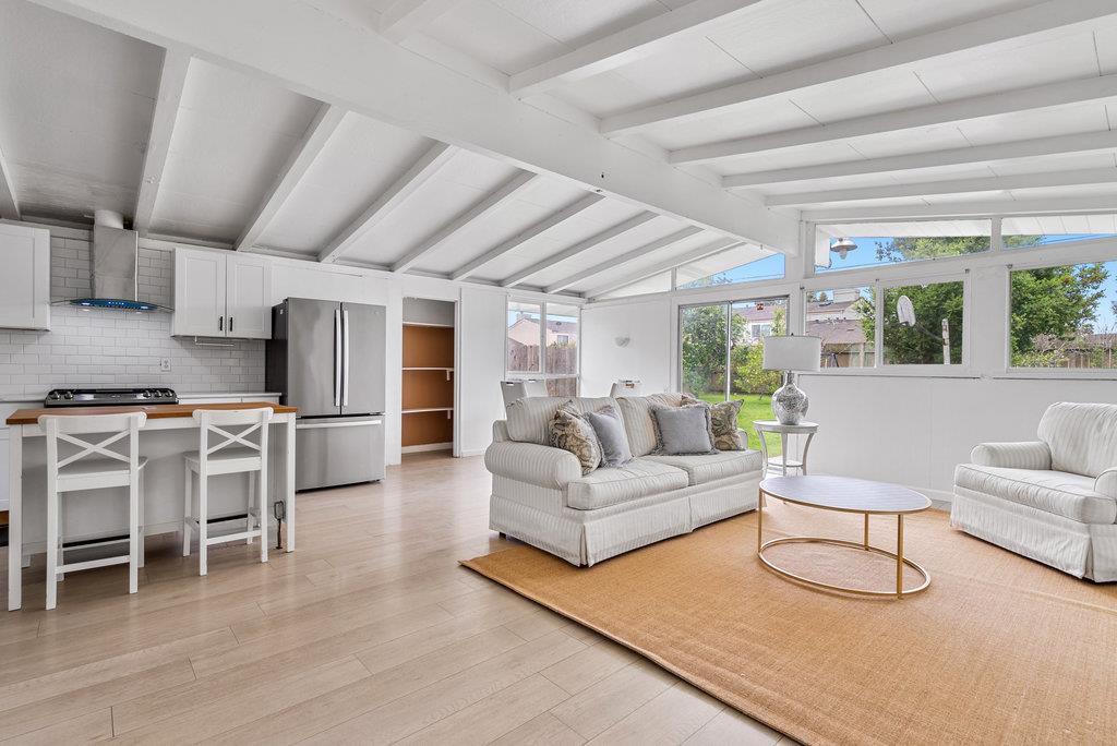 1031 Polk Street