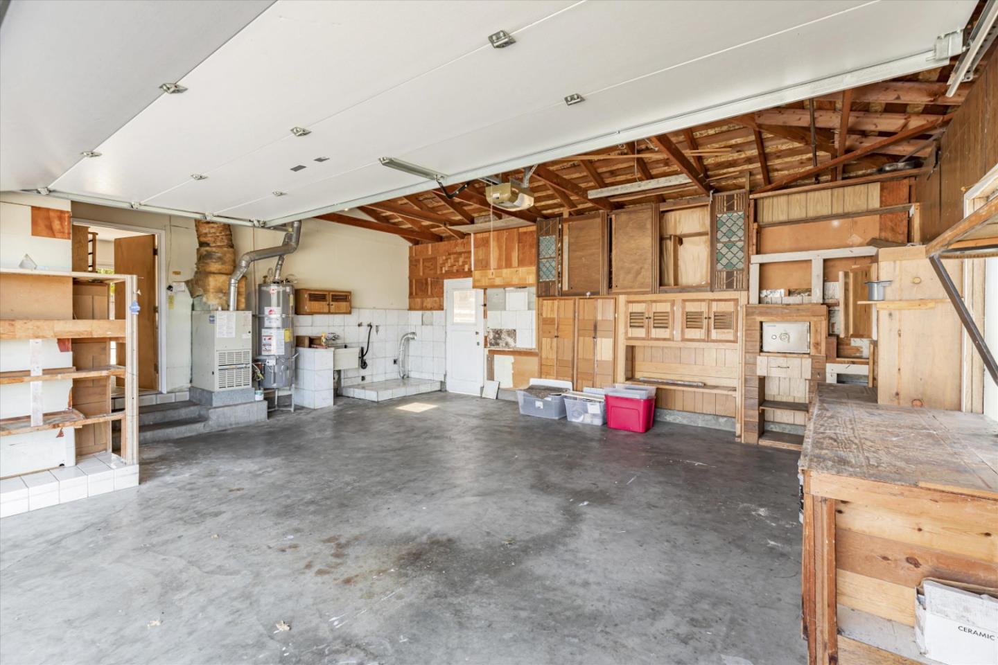 1077 Sierra Madre Drive