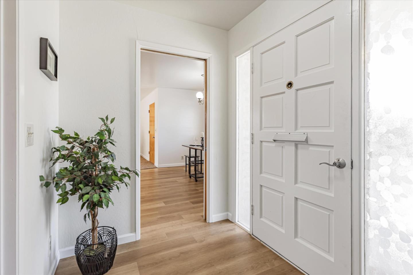 1077 Sierra Madre Drive