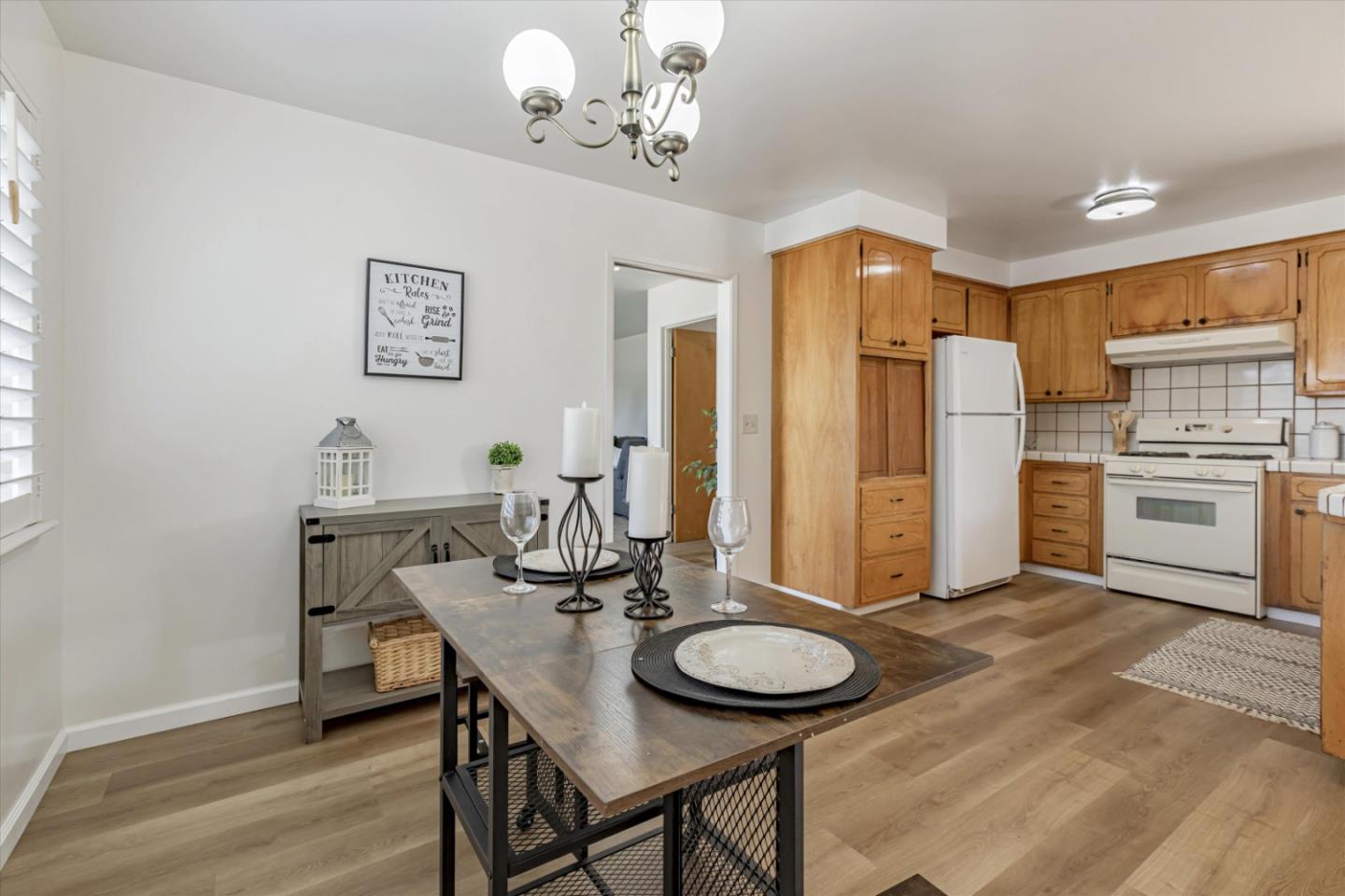 1077 Sierra Madre Drive