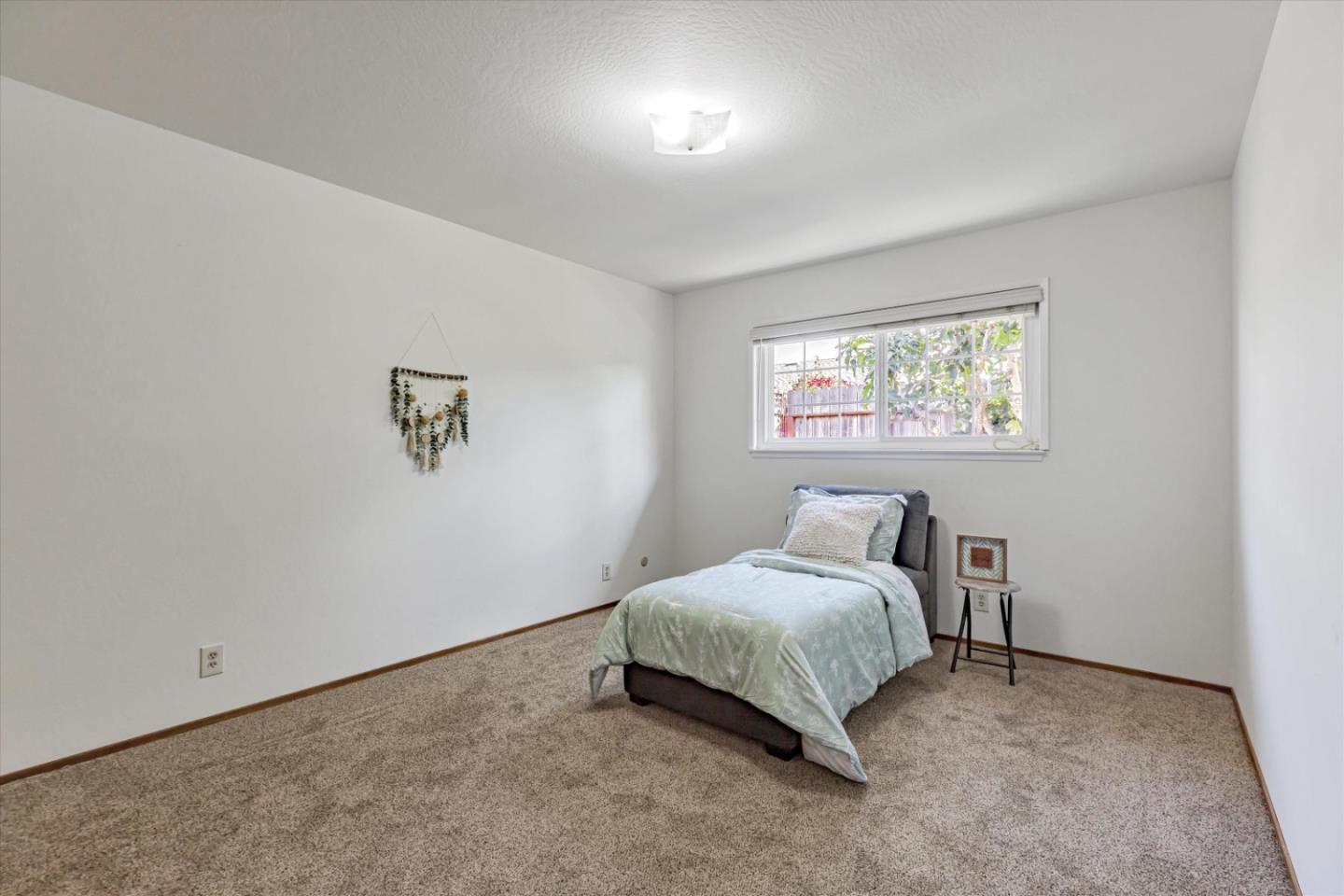 1077 Sierra Madre Drive