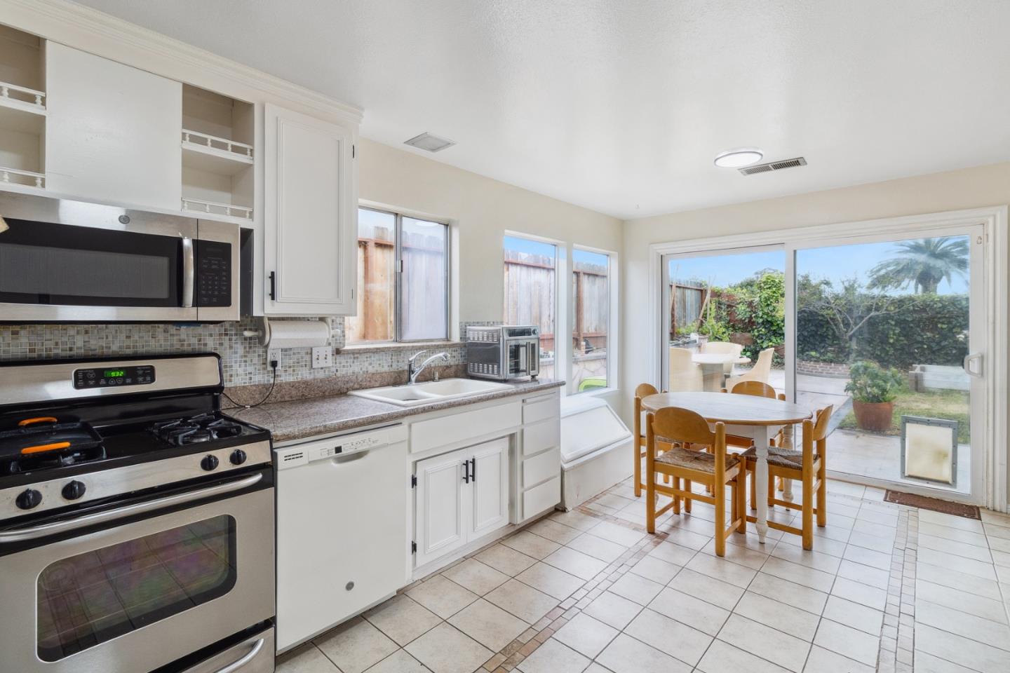 13047 Arthur Street