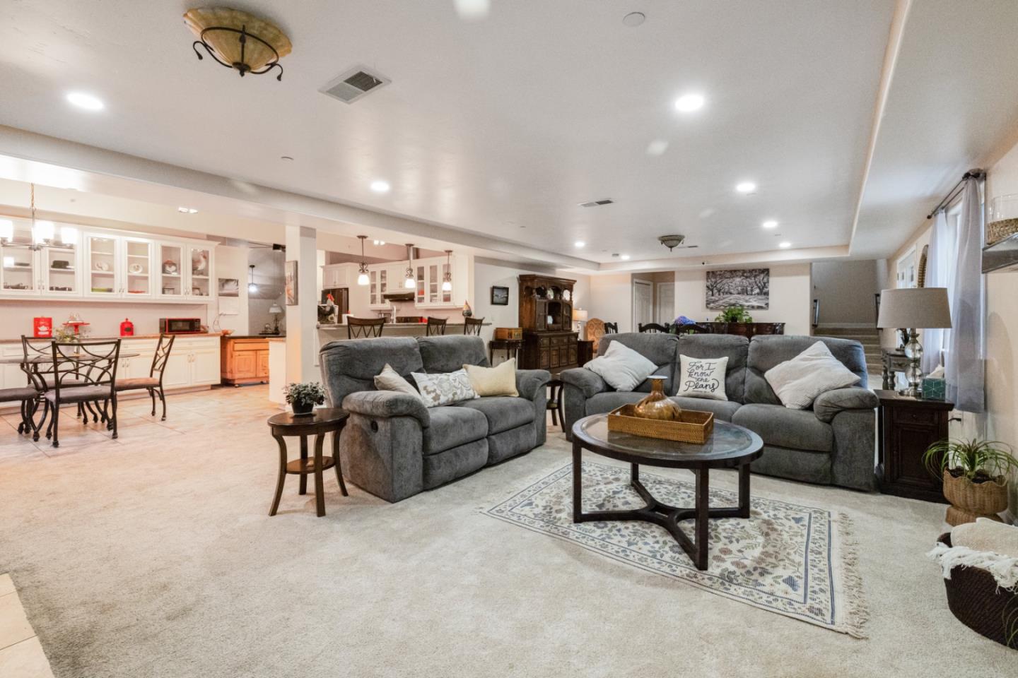 18171 Berta Canyon Road