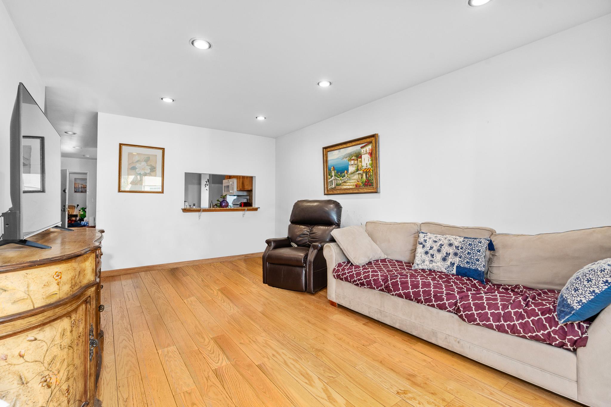 207-01 Estates Drive Unit: 146L