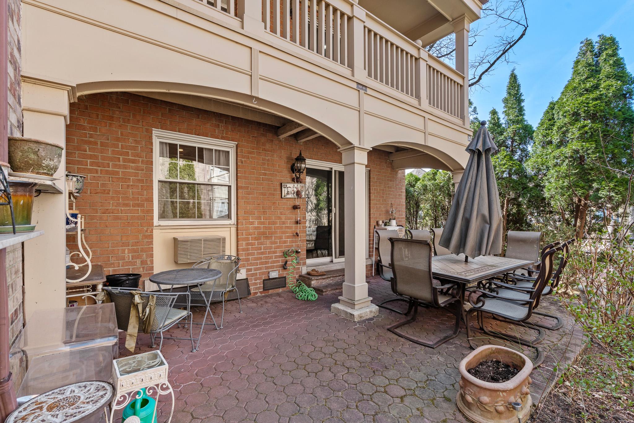 207-01 Estates Drive Unit: 146L