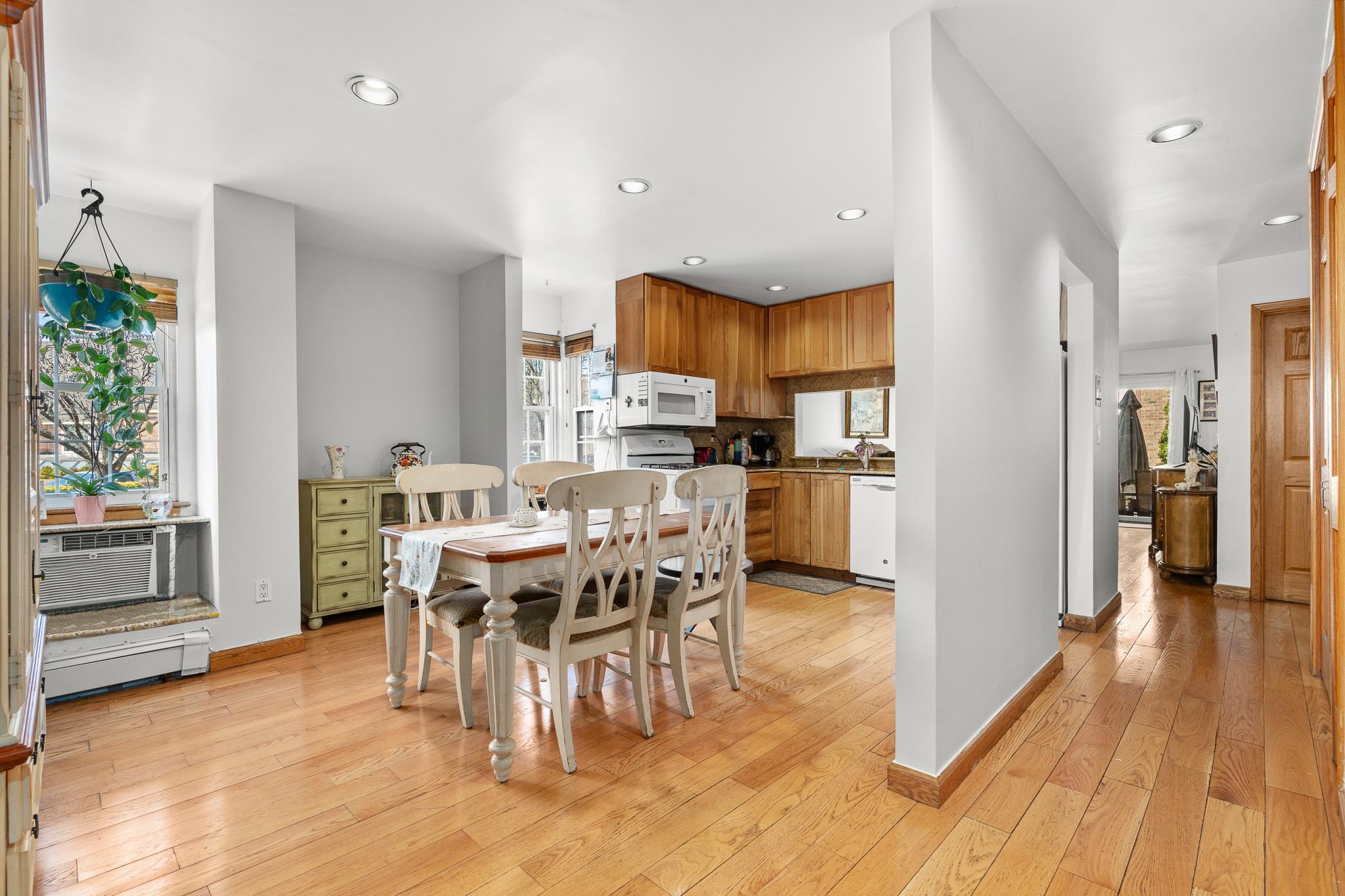 207-01 Estates Drive Unit: 146L
