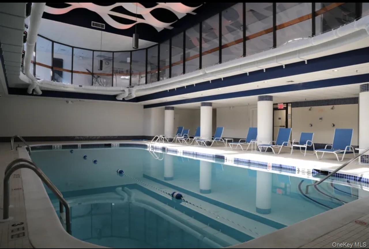 20607 Emily Road Unit: 3