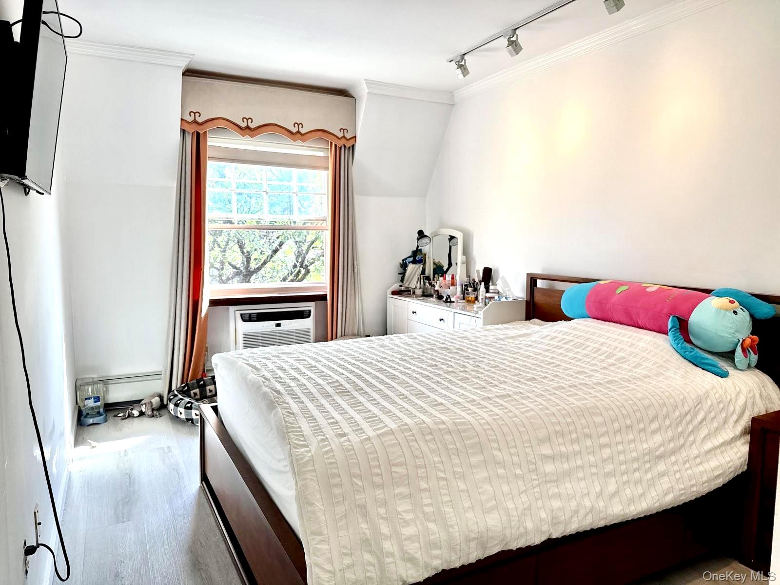 20607 Emily Road Unit: 3