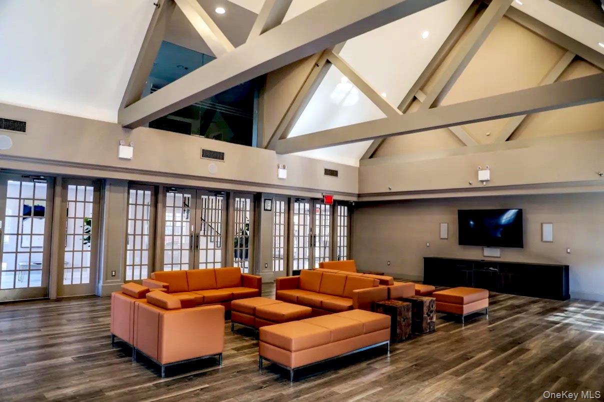 20607 Emily Road Unit: 3