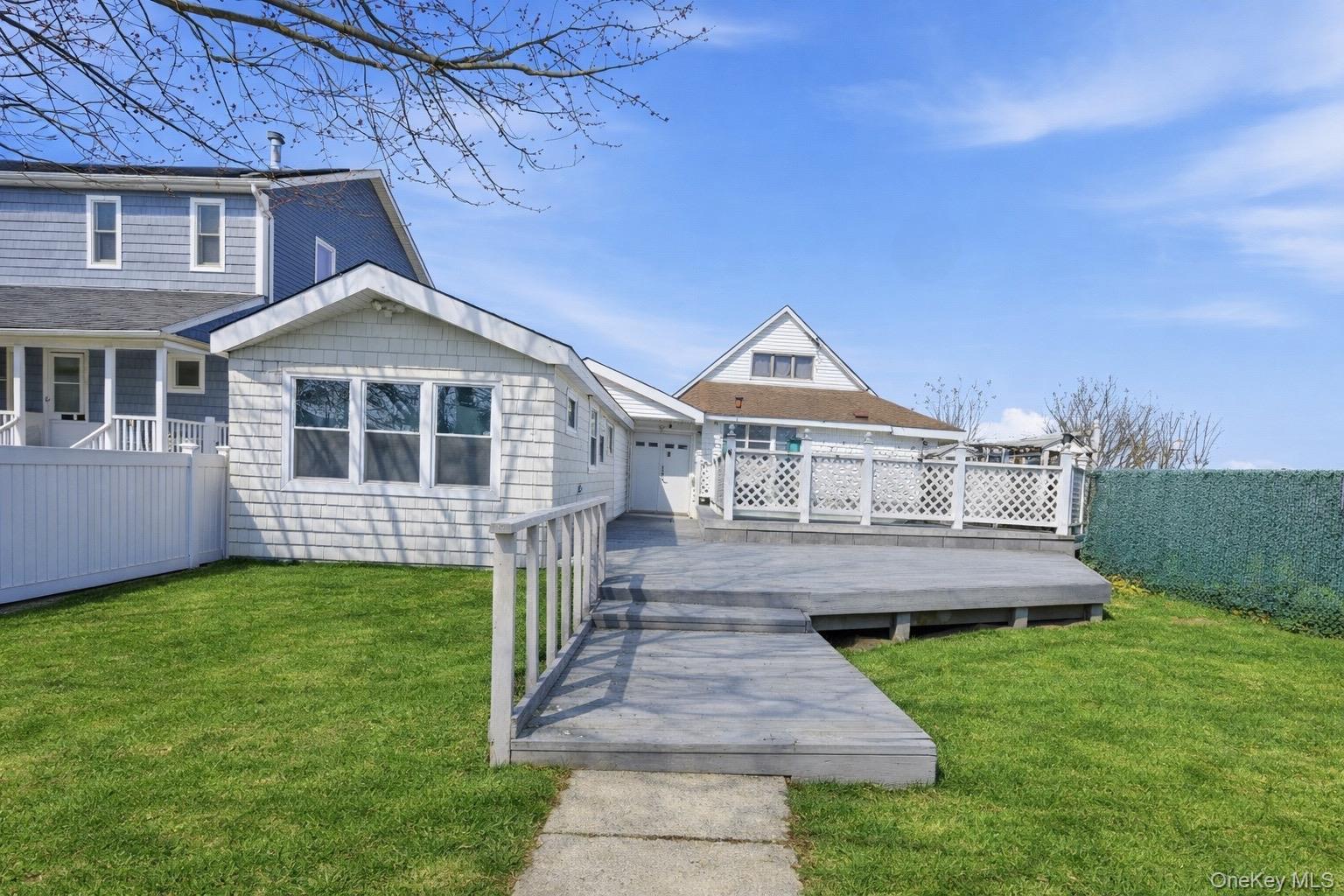 631 Cross Bay Boulevard