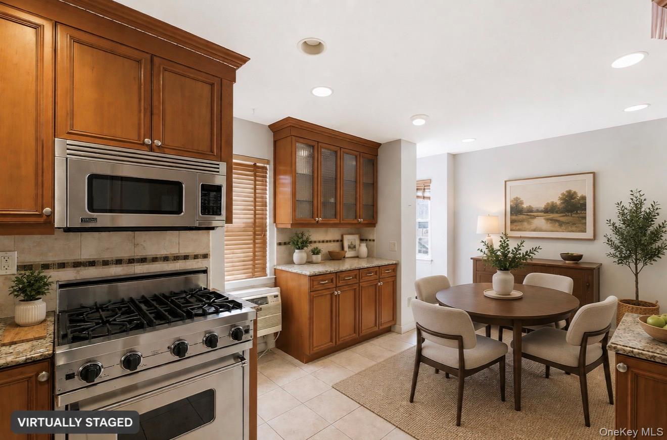 20617 Lori Drive Unit: 1166