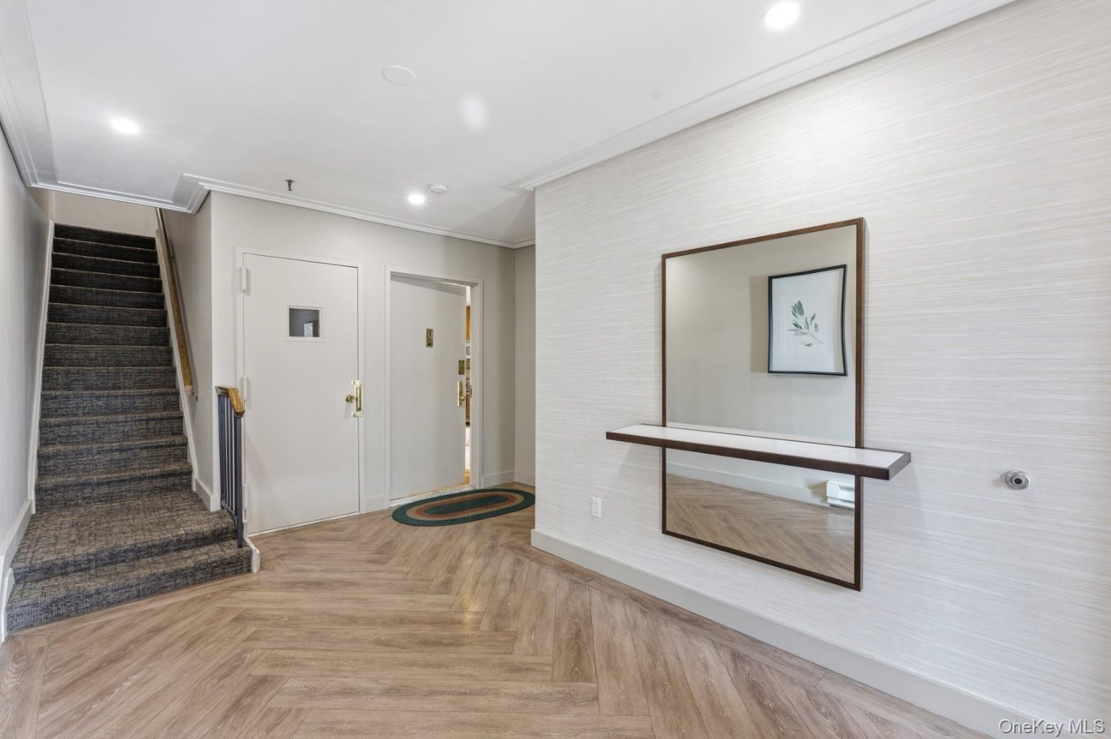 20617 Lori Drive Unit: 1166