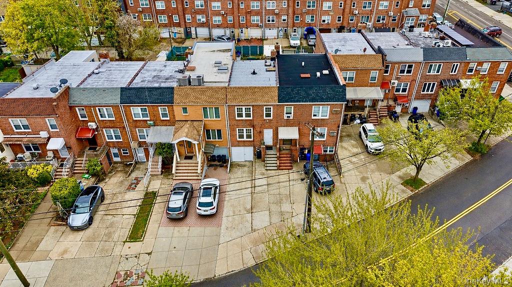 6916 Fresh Meadow Lane