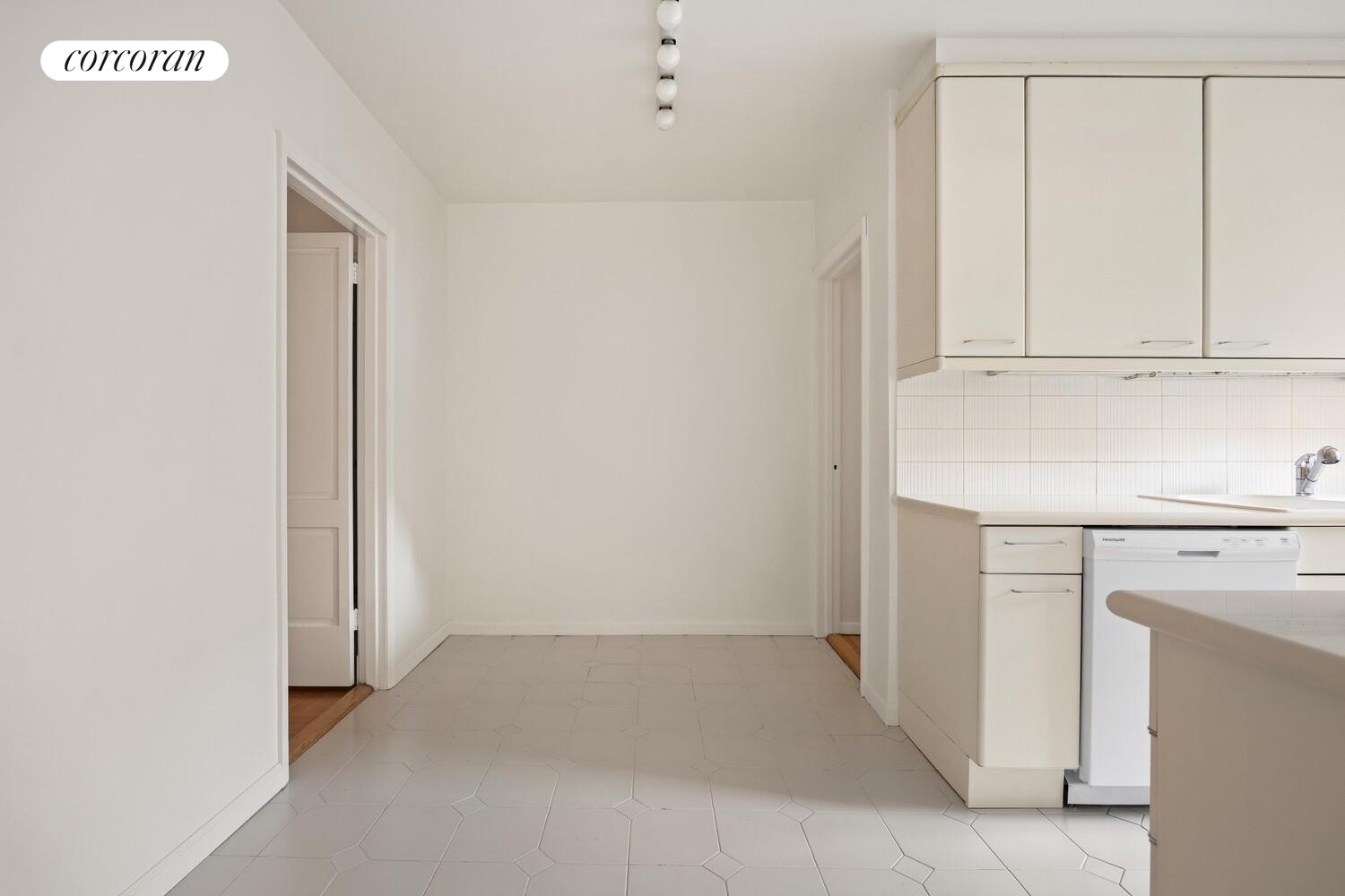 150 E 77TH Street 8A