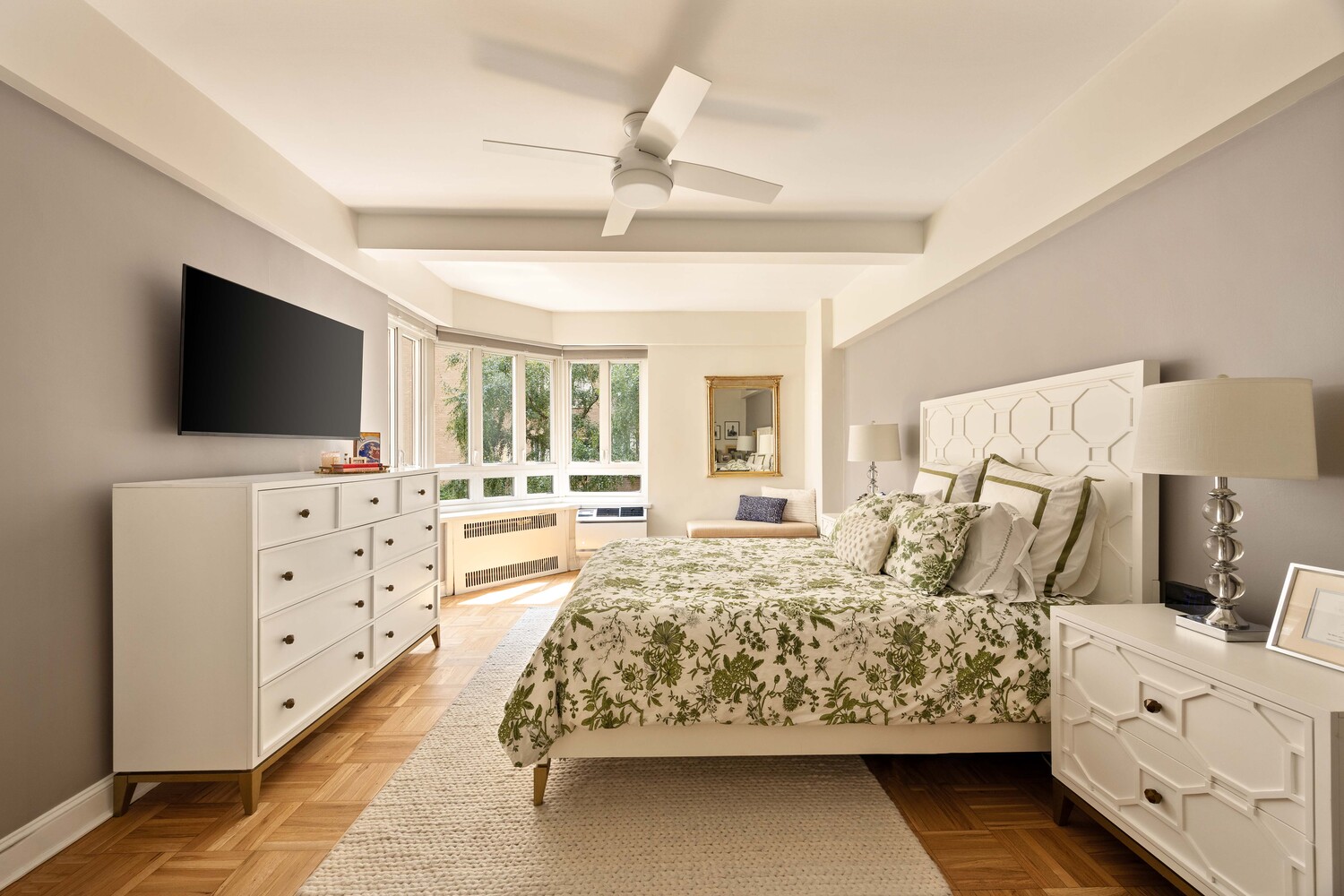 333 W 57TH Street 3H
