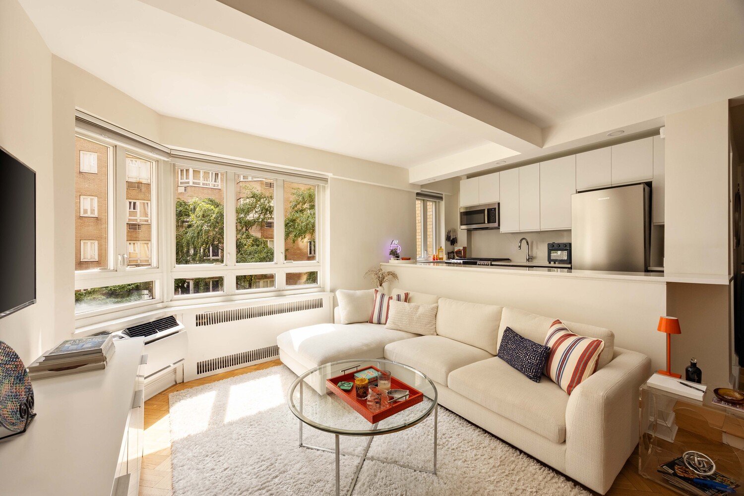 333 W 57TH Street 3H