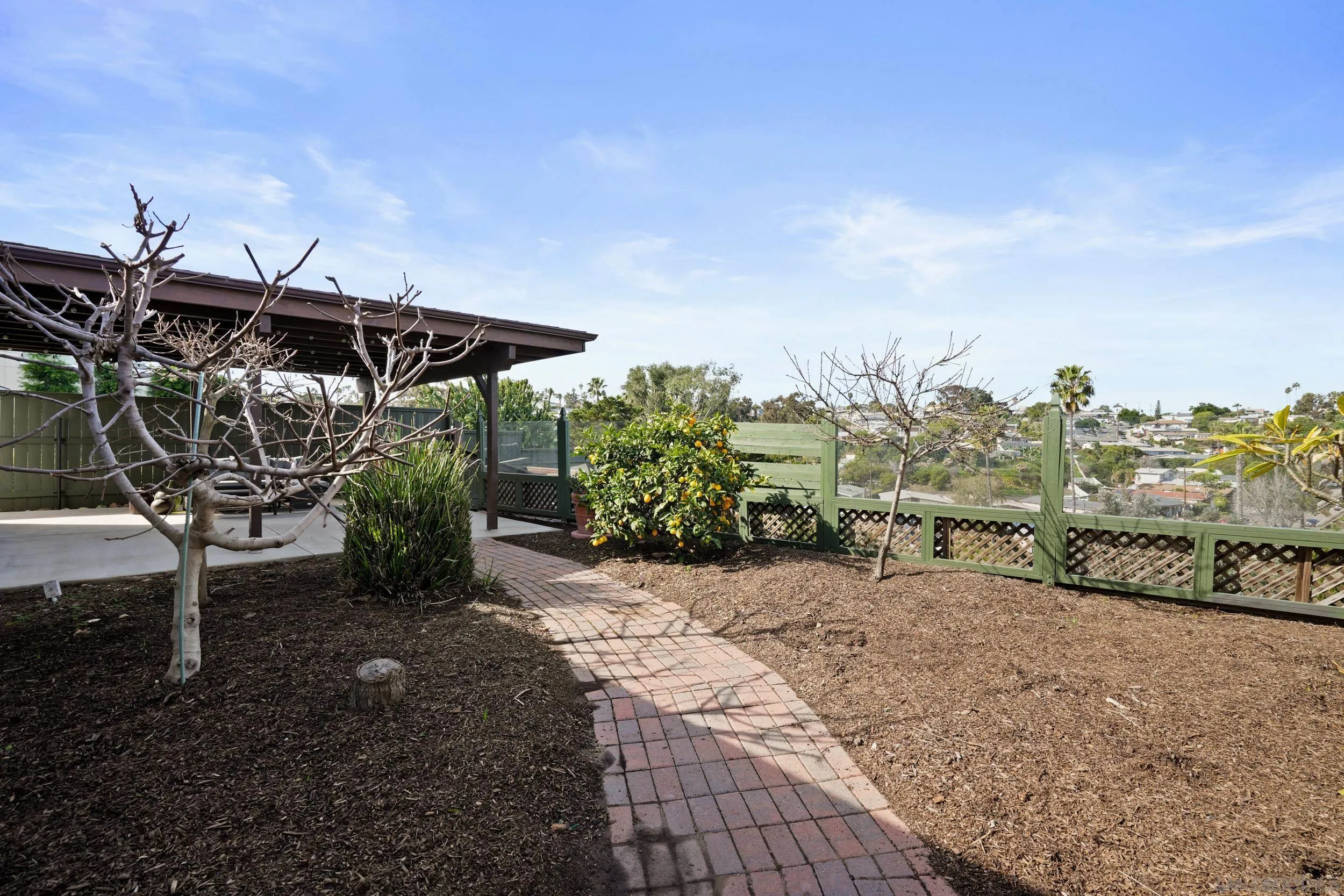 3314 Wisteria Dr