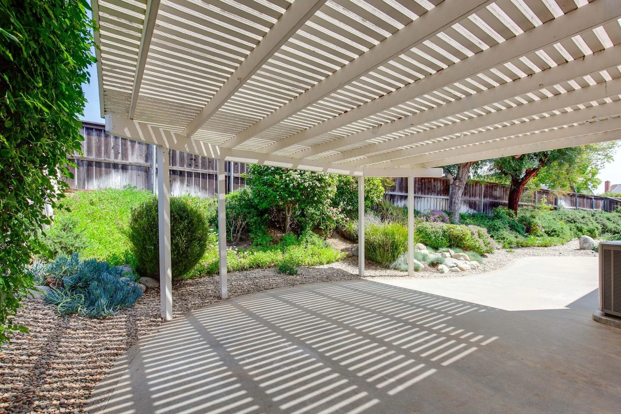 1846 Burlington Pl