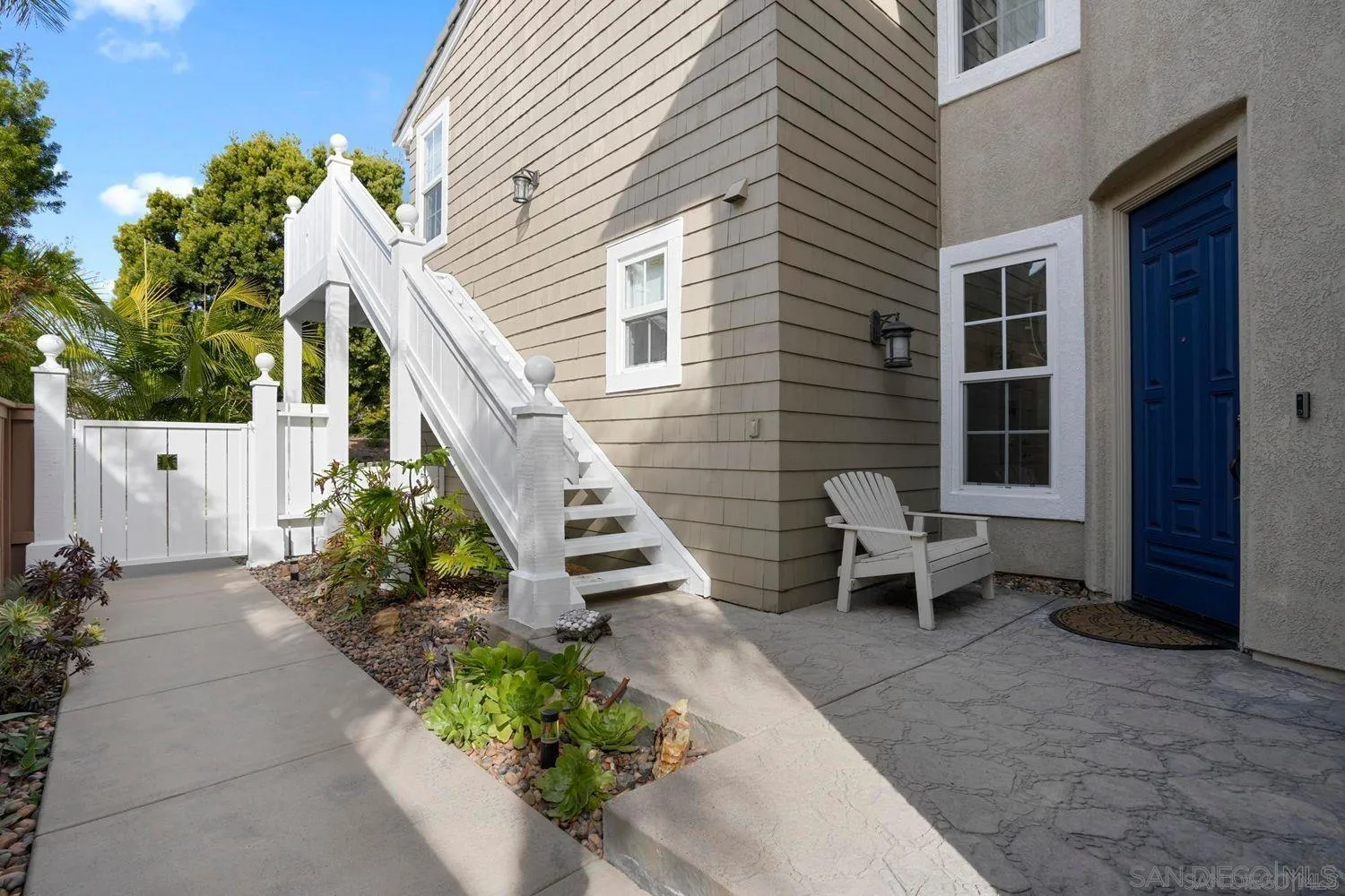 684 Cypress Hills Dr