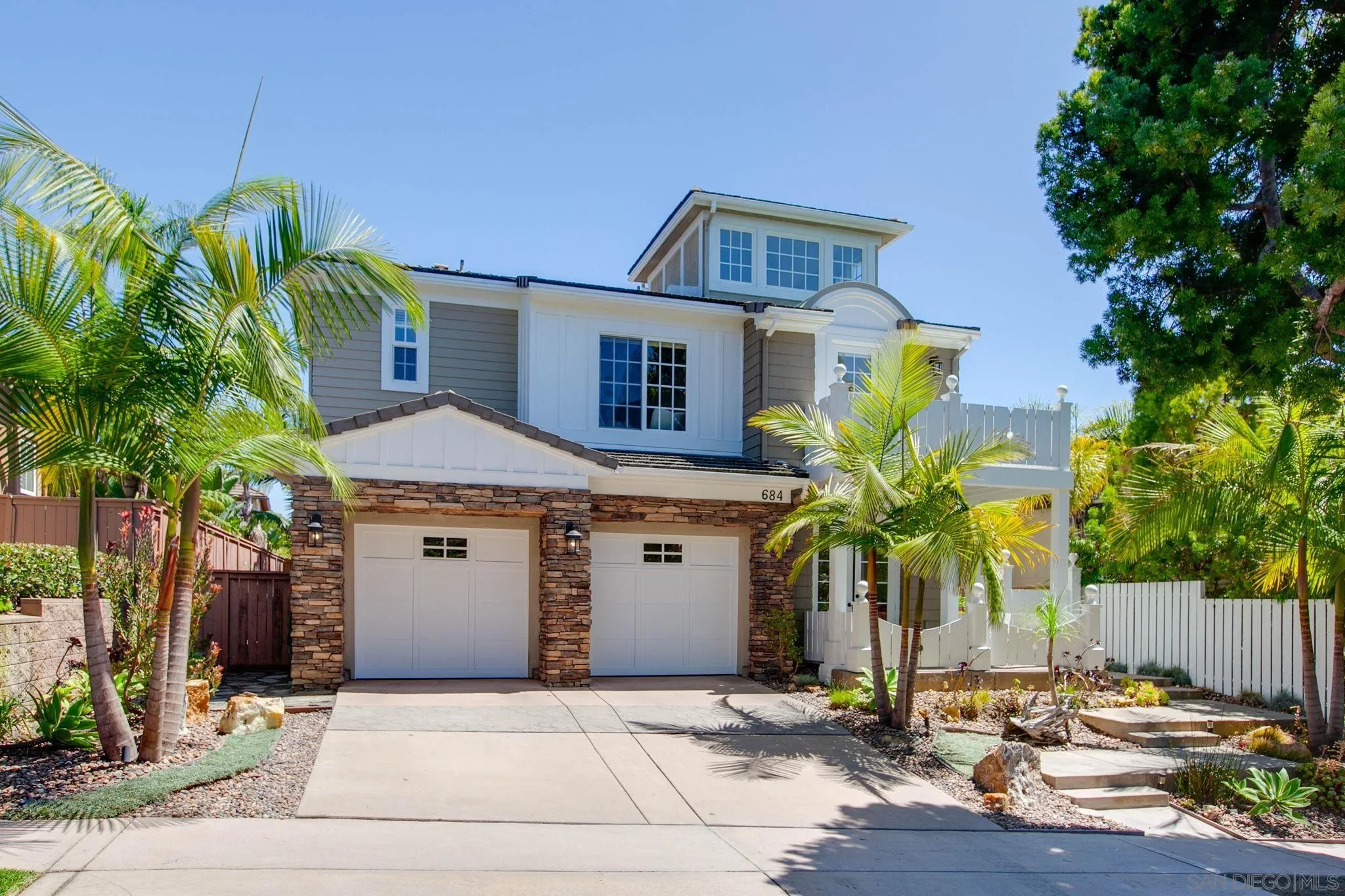 684 Cypress Hills Dr