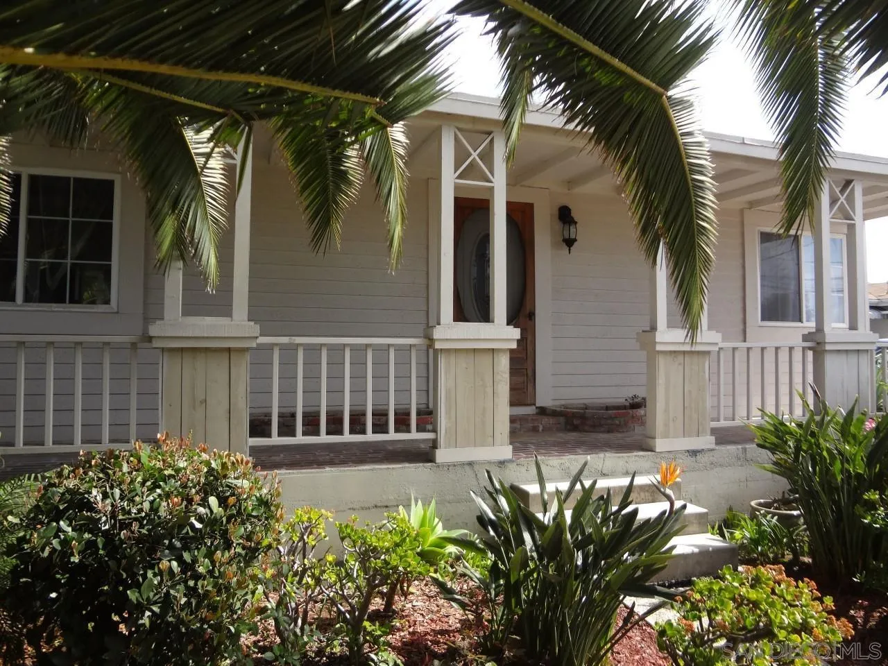 324 N Rios Avenue