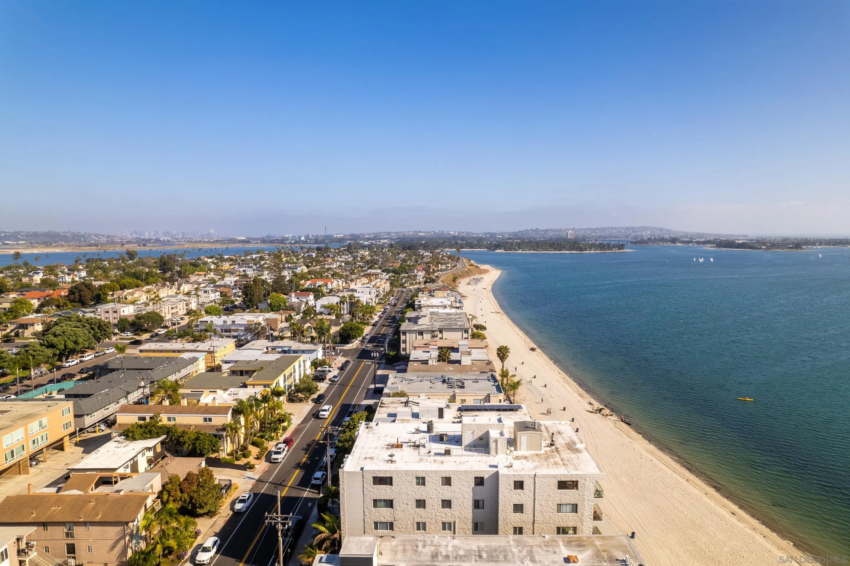 3860 Riviera Dr Unit Unit 301