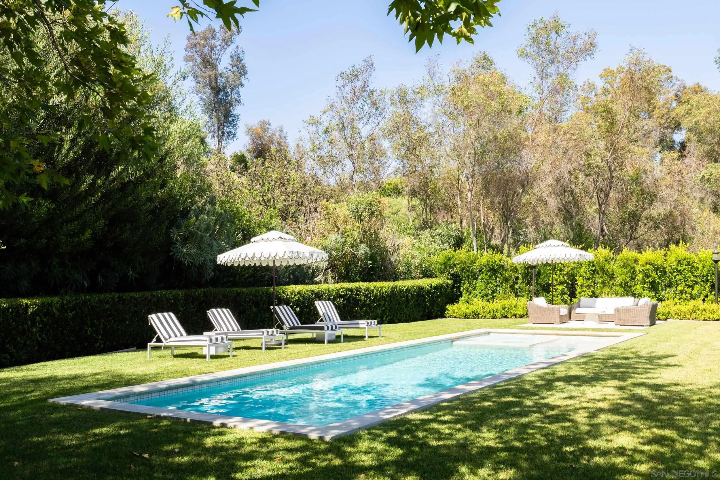 5406 Calzada Del Bosque