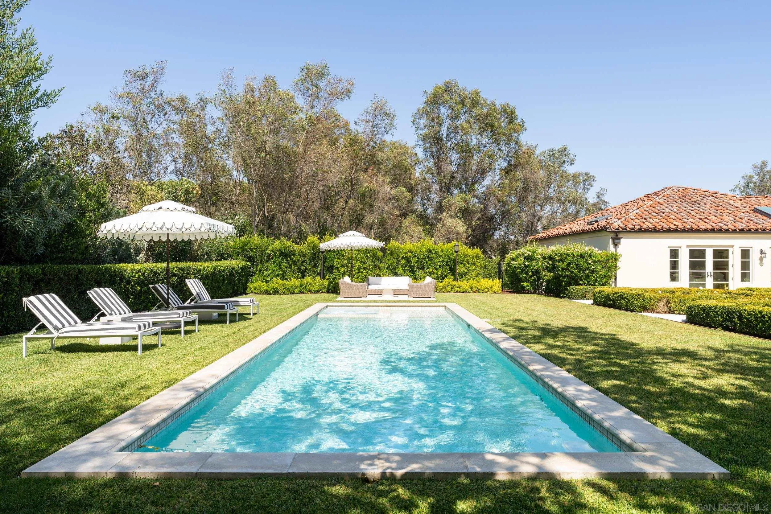 5406 Calzada Del Bosque