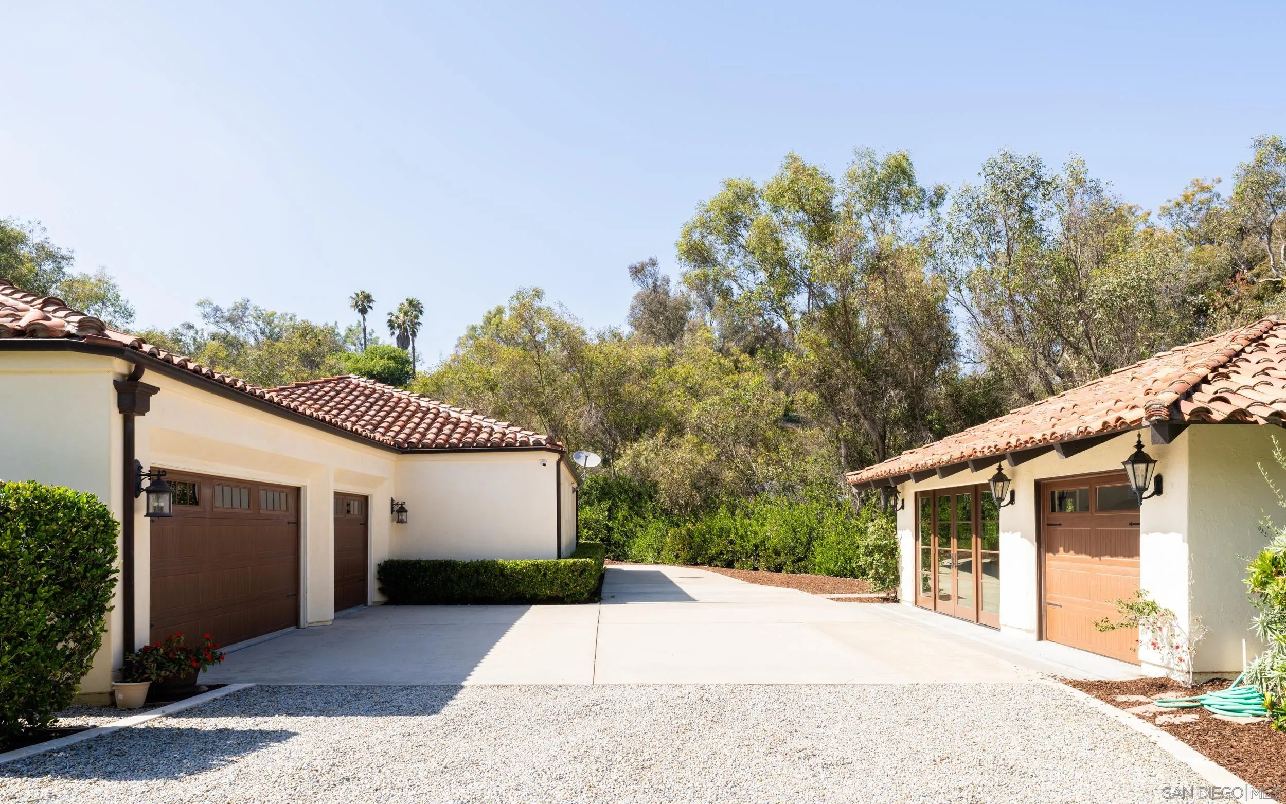 5406 Calzada Del Bosque