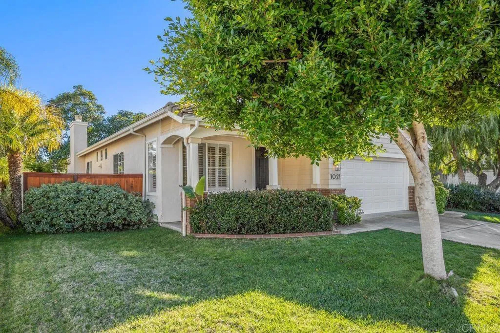 1021 Lands End Court