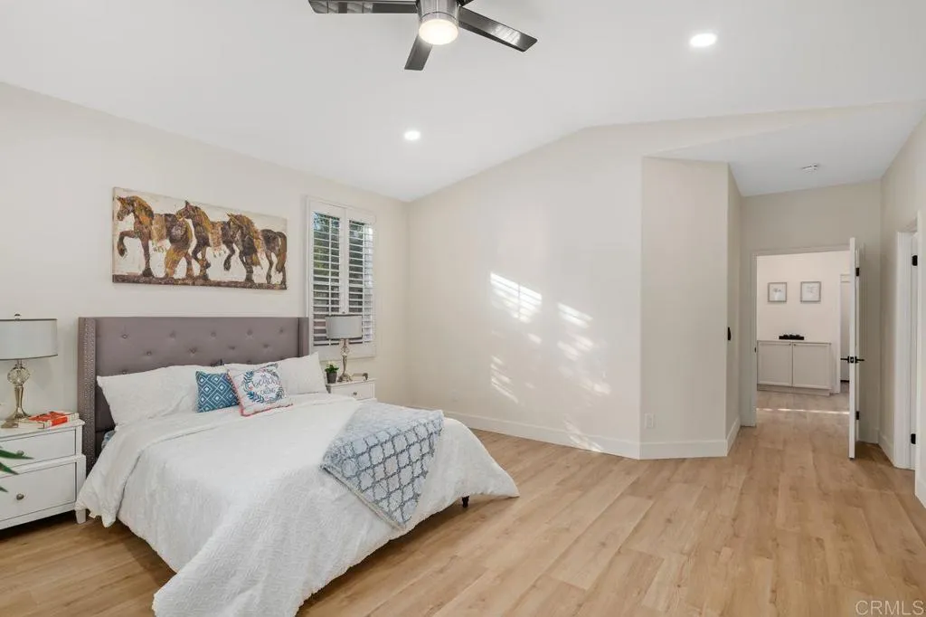 1021 Lands End Court