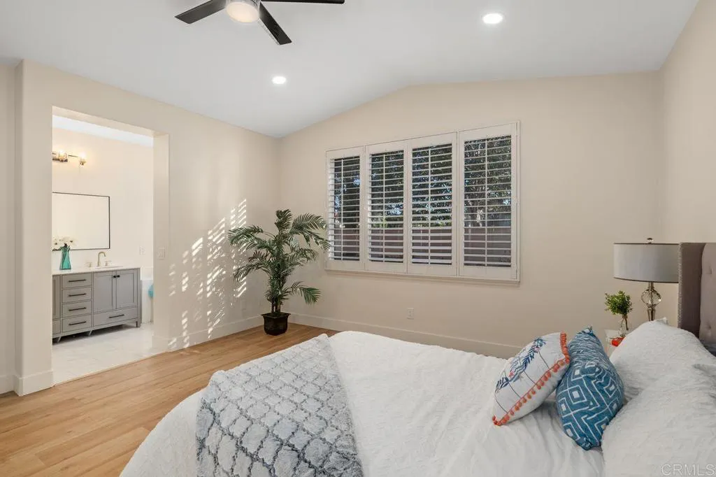 1021 Lands End Court